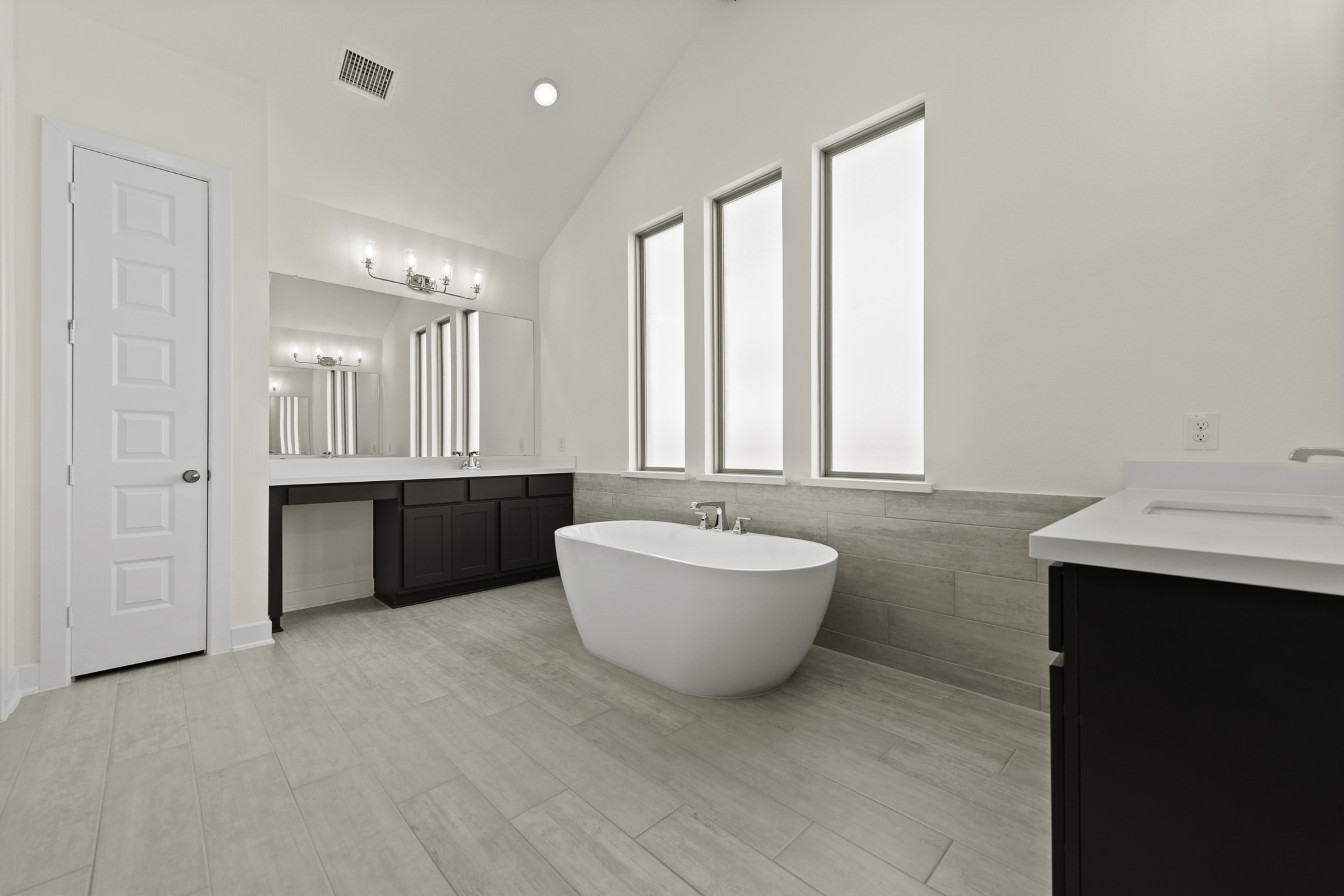 15667 Broadway Bend Drive Property Photo 12