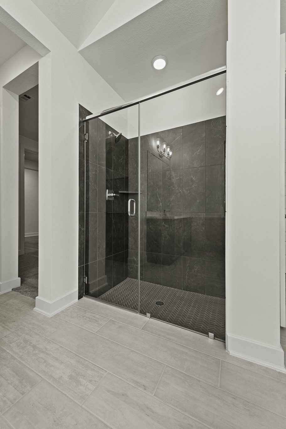 15667 Broadway Bend Drive Property Photo 13