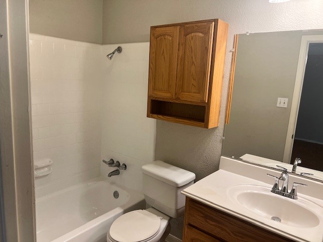 24010 Lone Elm Drive Property Photo 5