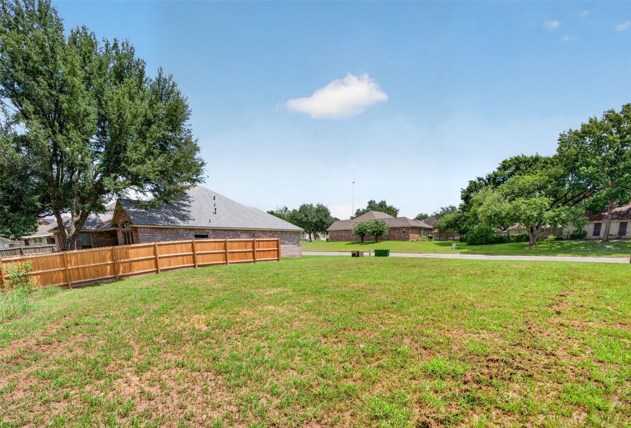 0000 Oakwood Drive Property Photo 4