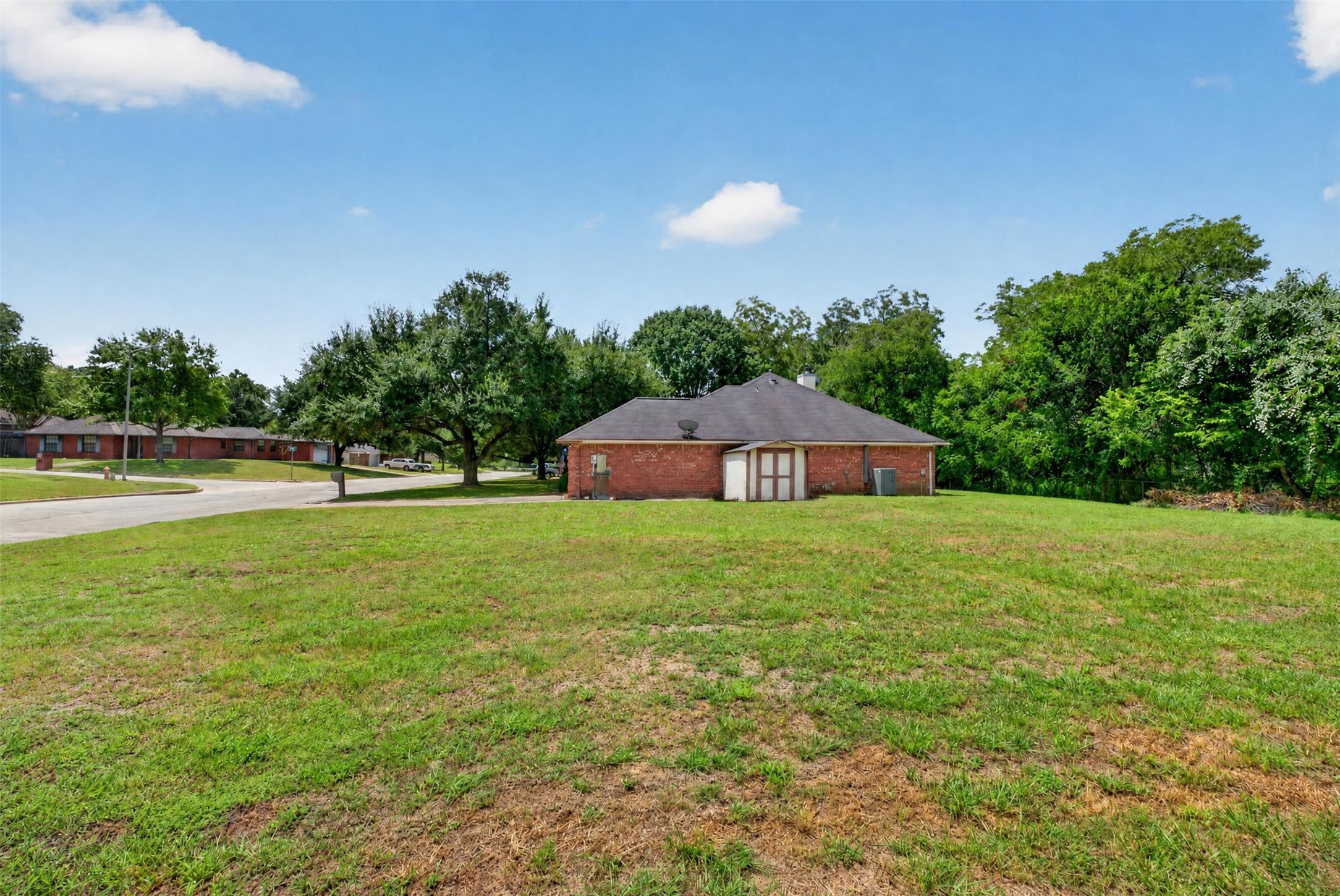 0000 Oakwood Drive Property Photo 10