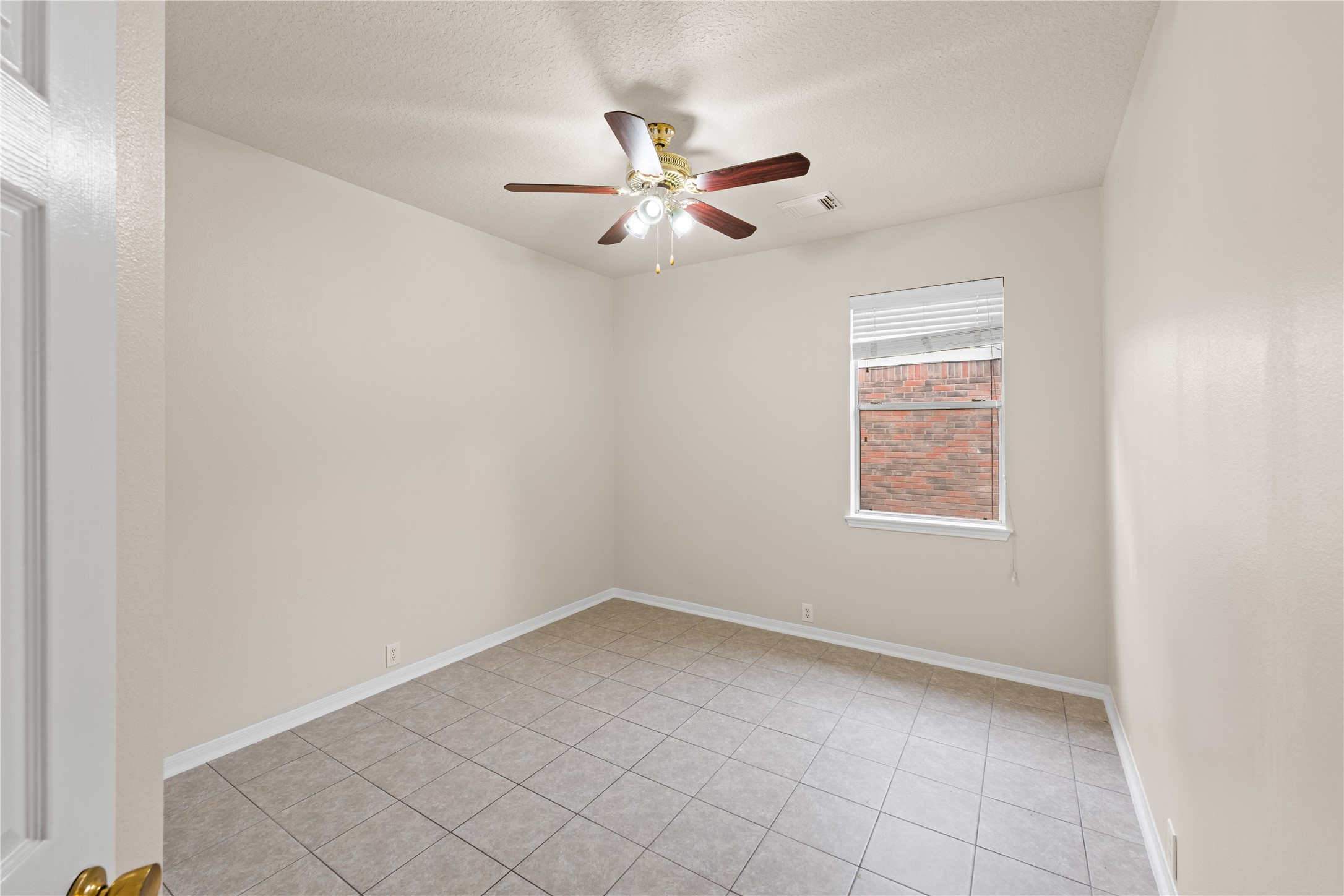 3106 Birchleaf Drive Property Photo 9