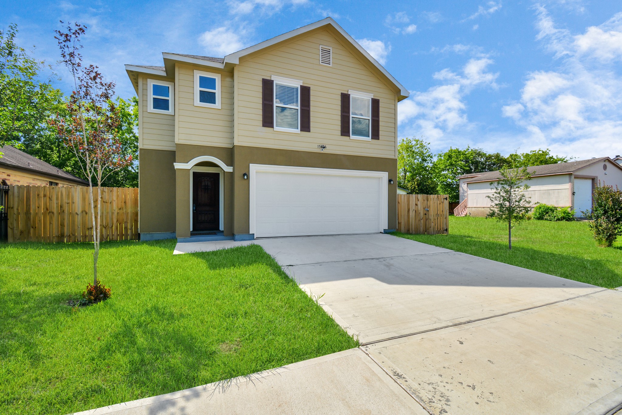 15426 Appleridge Drive Property Photo 1