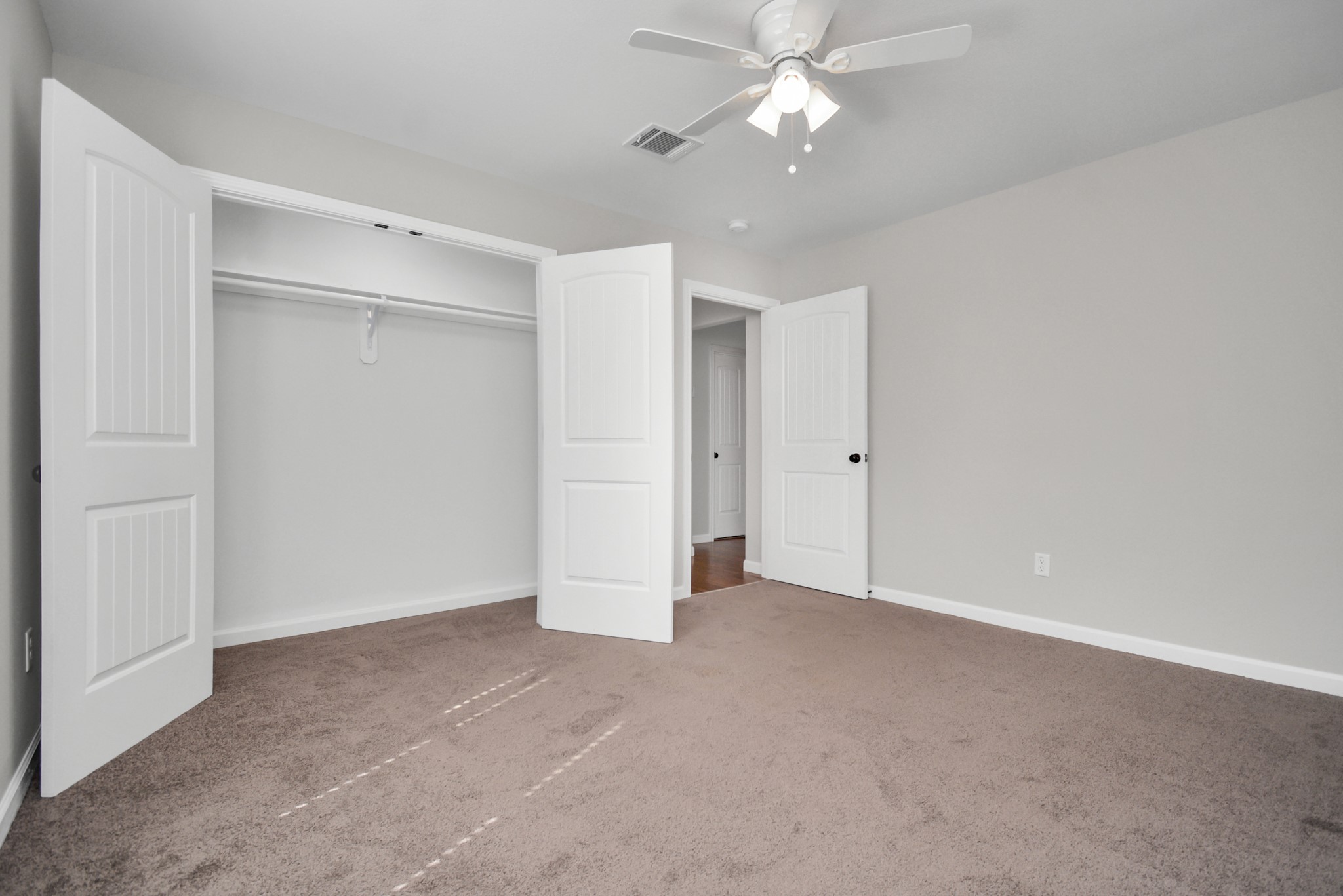 15426 Appleridge Drive Property Photo 15