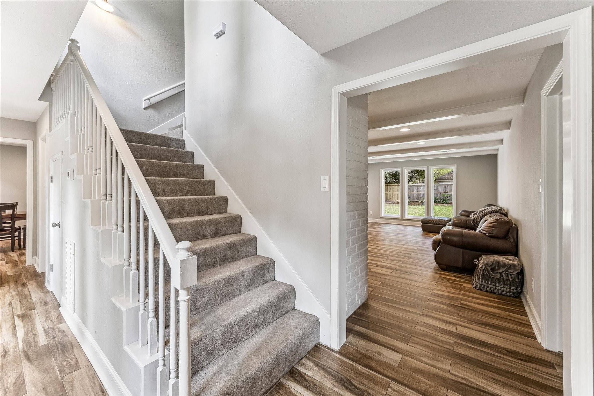 5210 Three Oaks Circle Property Photo 10