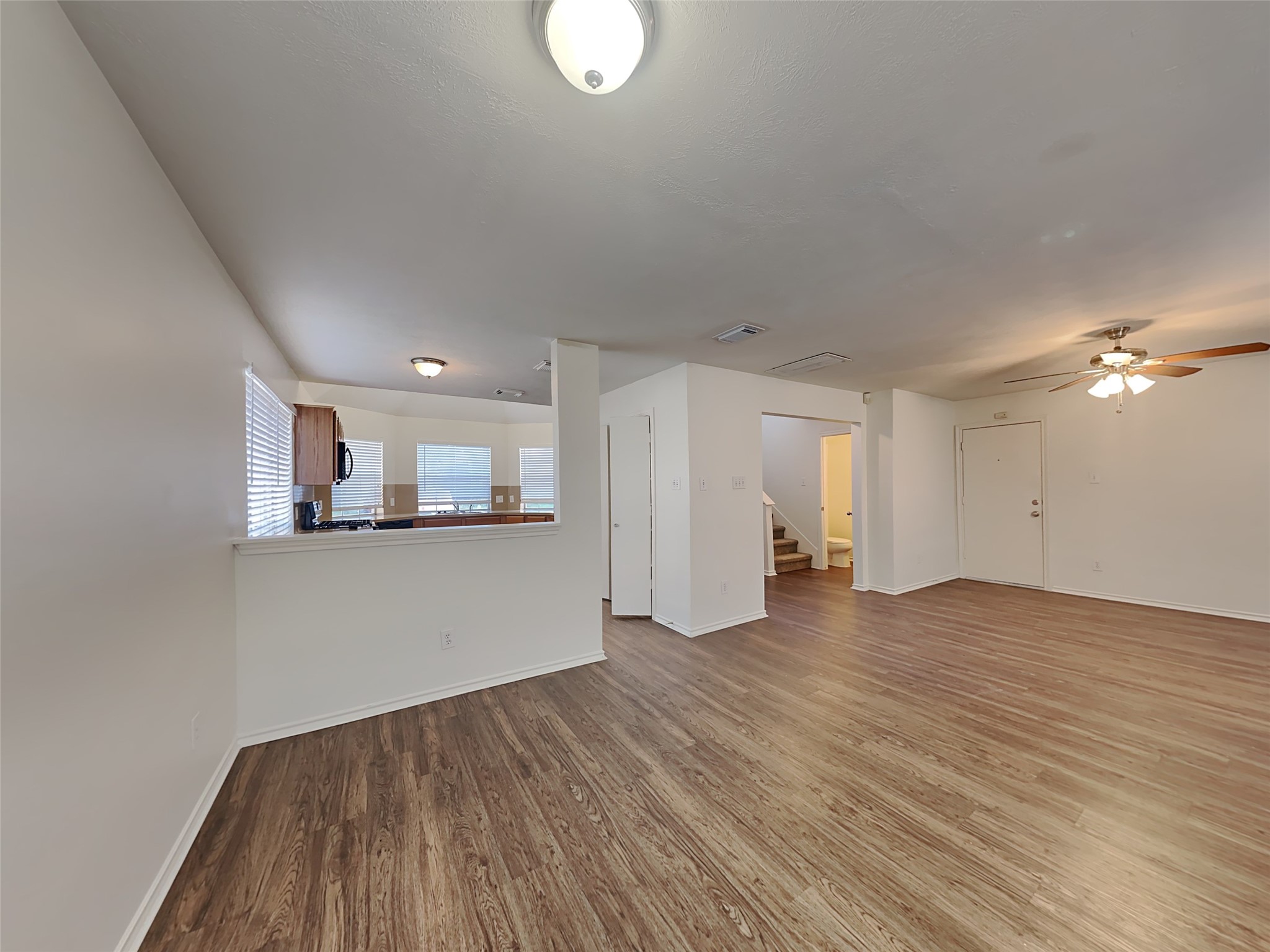 1103 Lochmoor Lane Property Photo 4