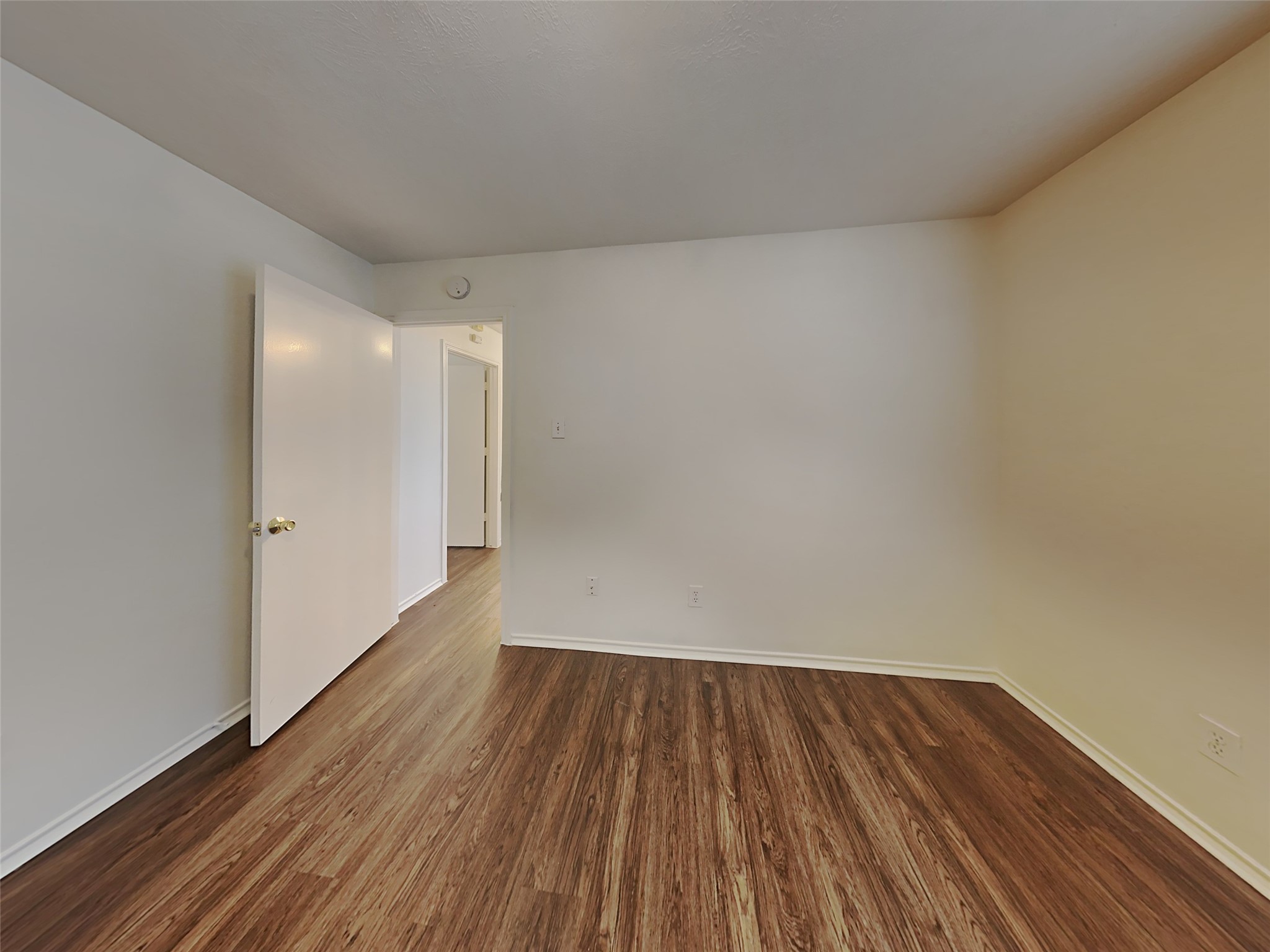 1103 Lochmoor Lane Property Photo 13