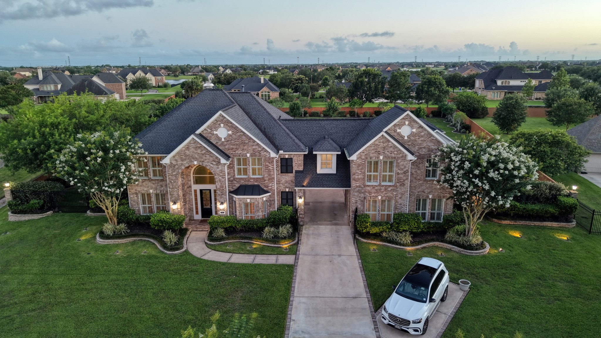 3960 Pebble Brook Drive Property Photo