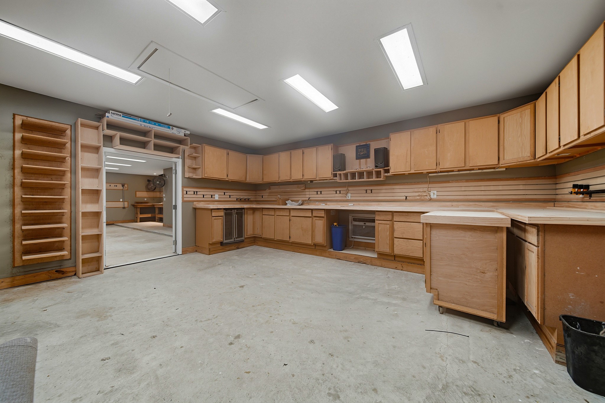 3960 Pebble Brook Drive Property Photo 7