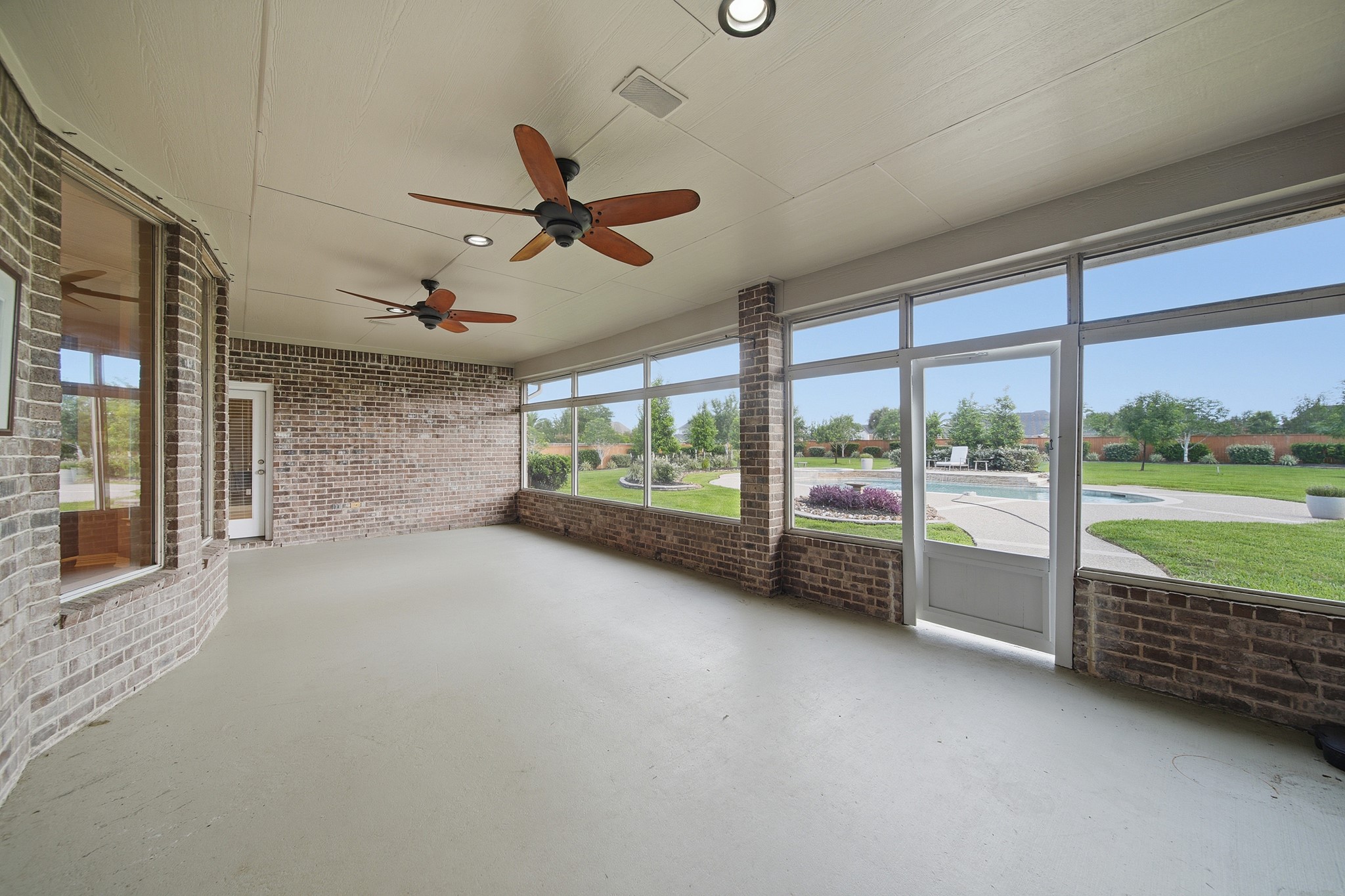3960 Pebble Brook Drive Property Photo 9