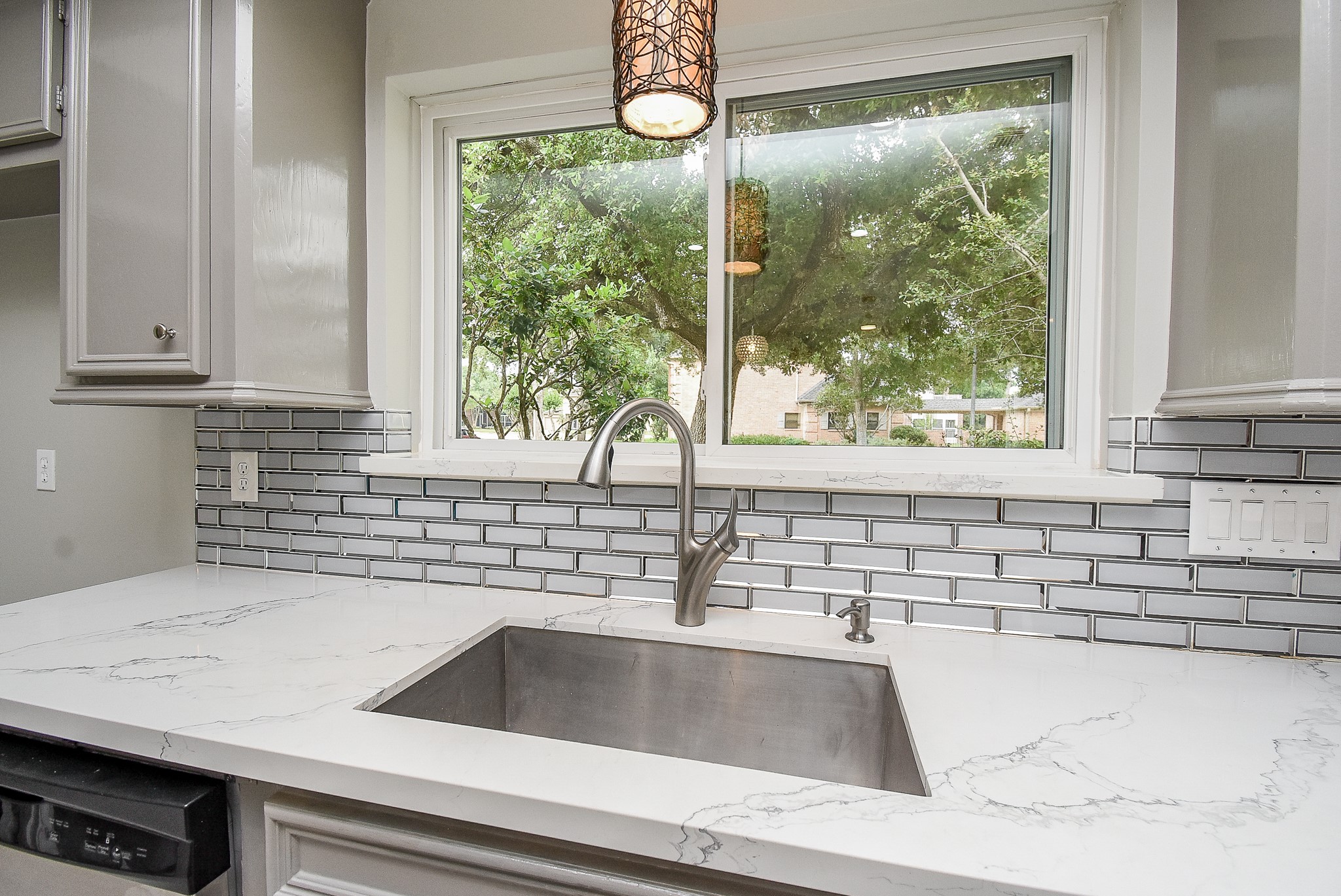 1002 Meadowlark Lane Property Photo 12