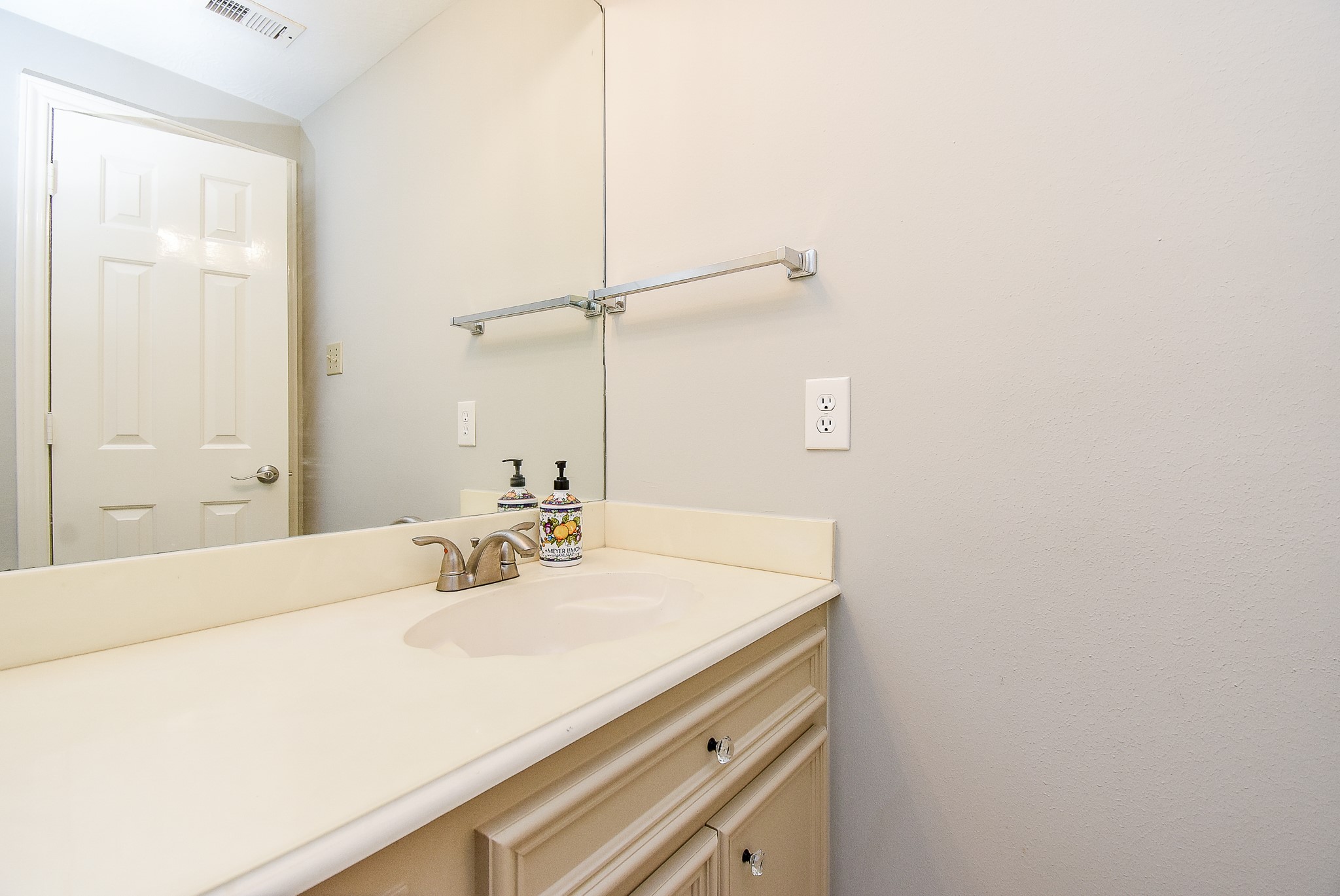 1002 Meadowlark Lane Property Photo 33