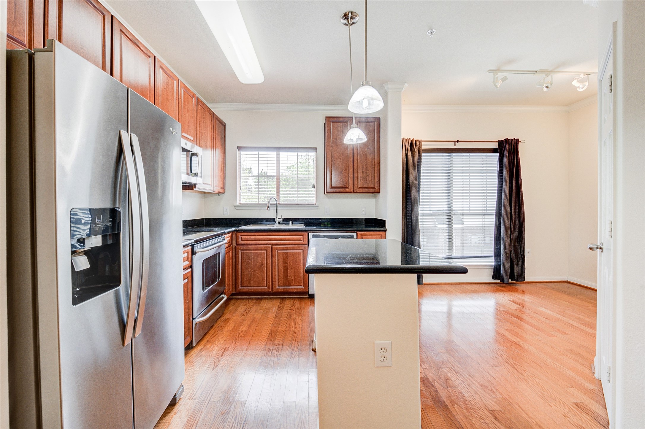 9200 Westheimer Road 705 Property Photo 5