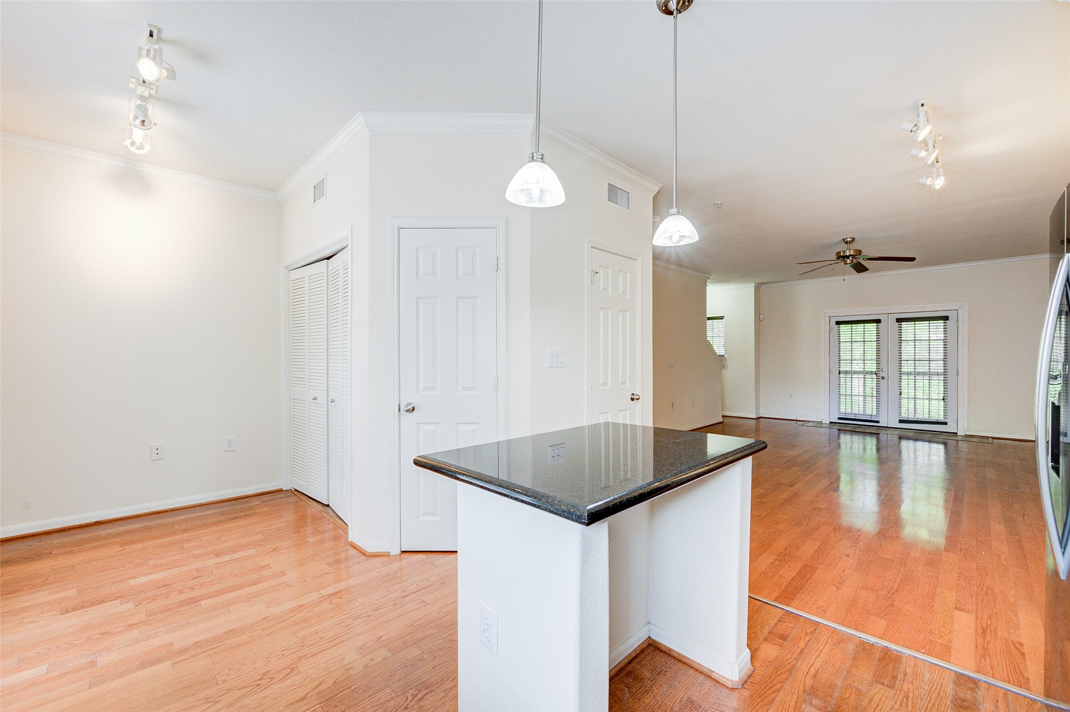 9200 Westheimer Road 705 Property Photo 7
