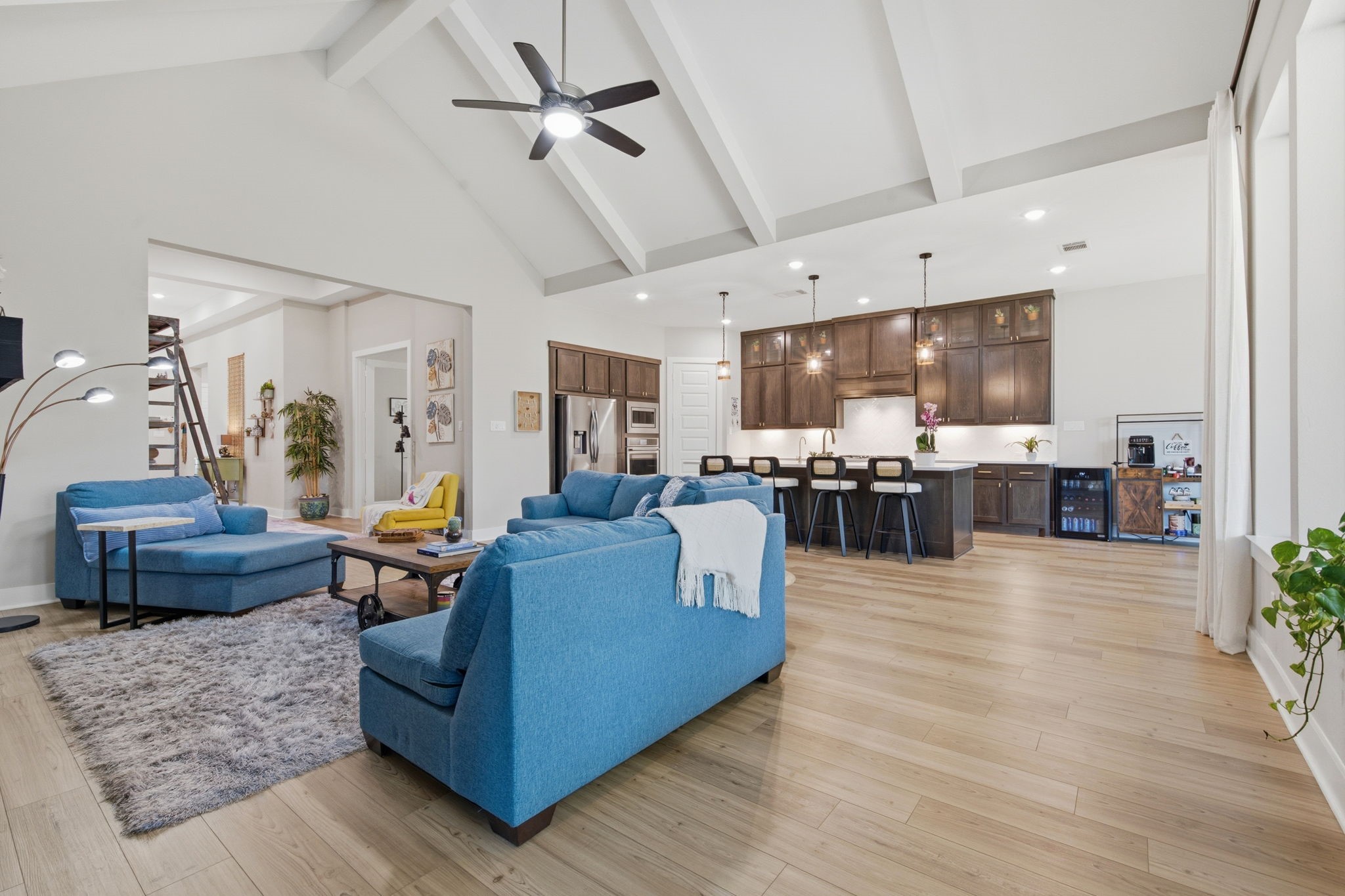 28065 Willow Glen Drive Property Photo 13