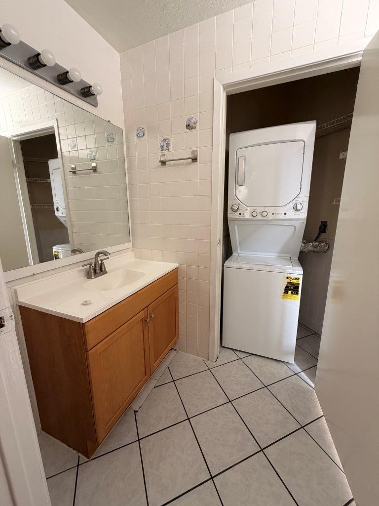 7901 Cambridge Street 46 Property Photo 10