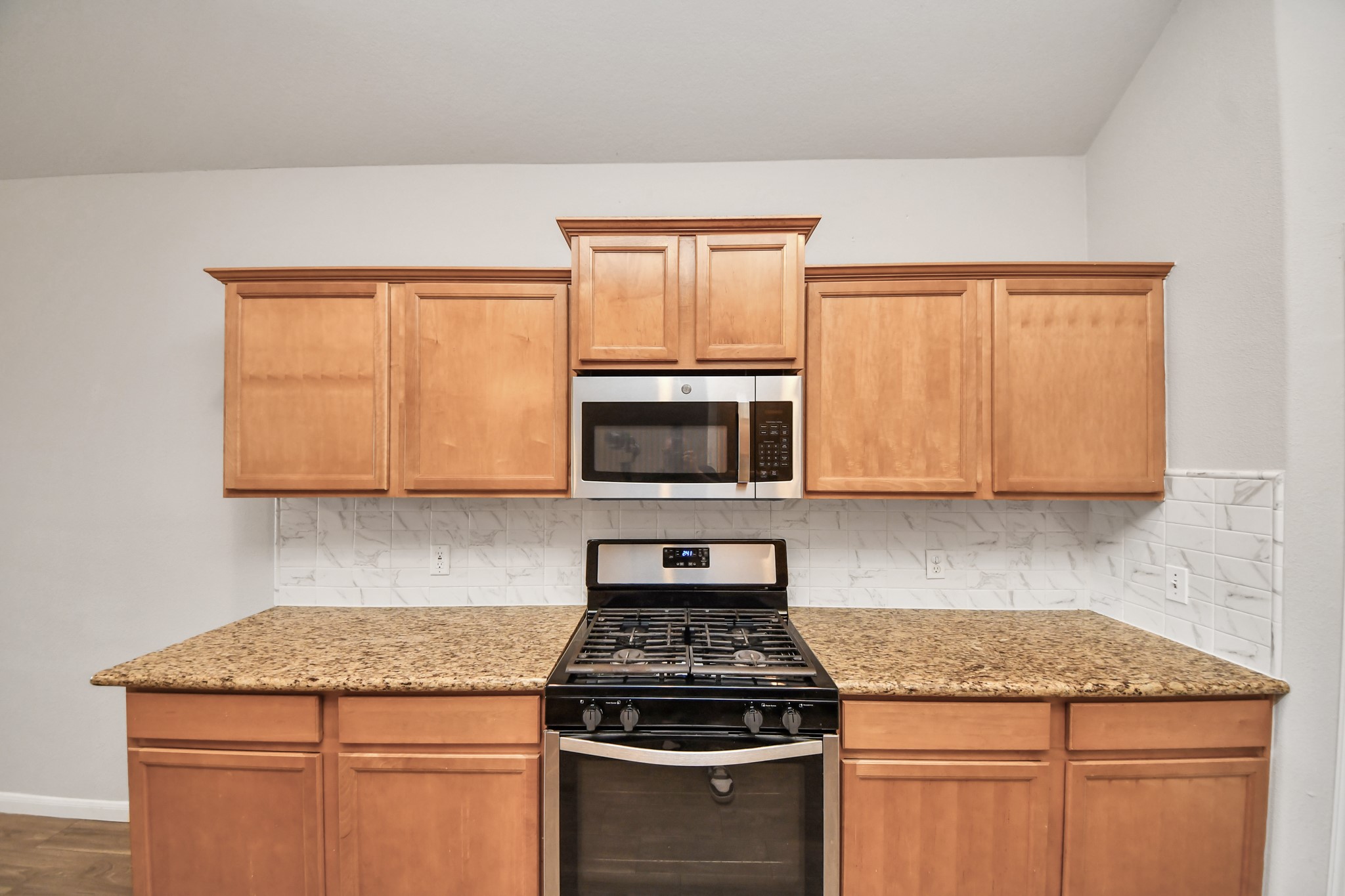 4242 Vineyard Meadow Lane Property Photo 19