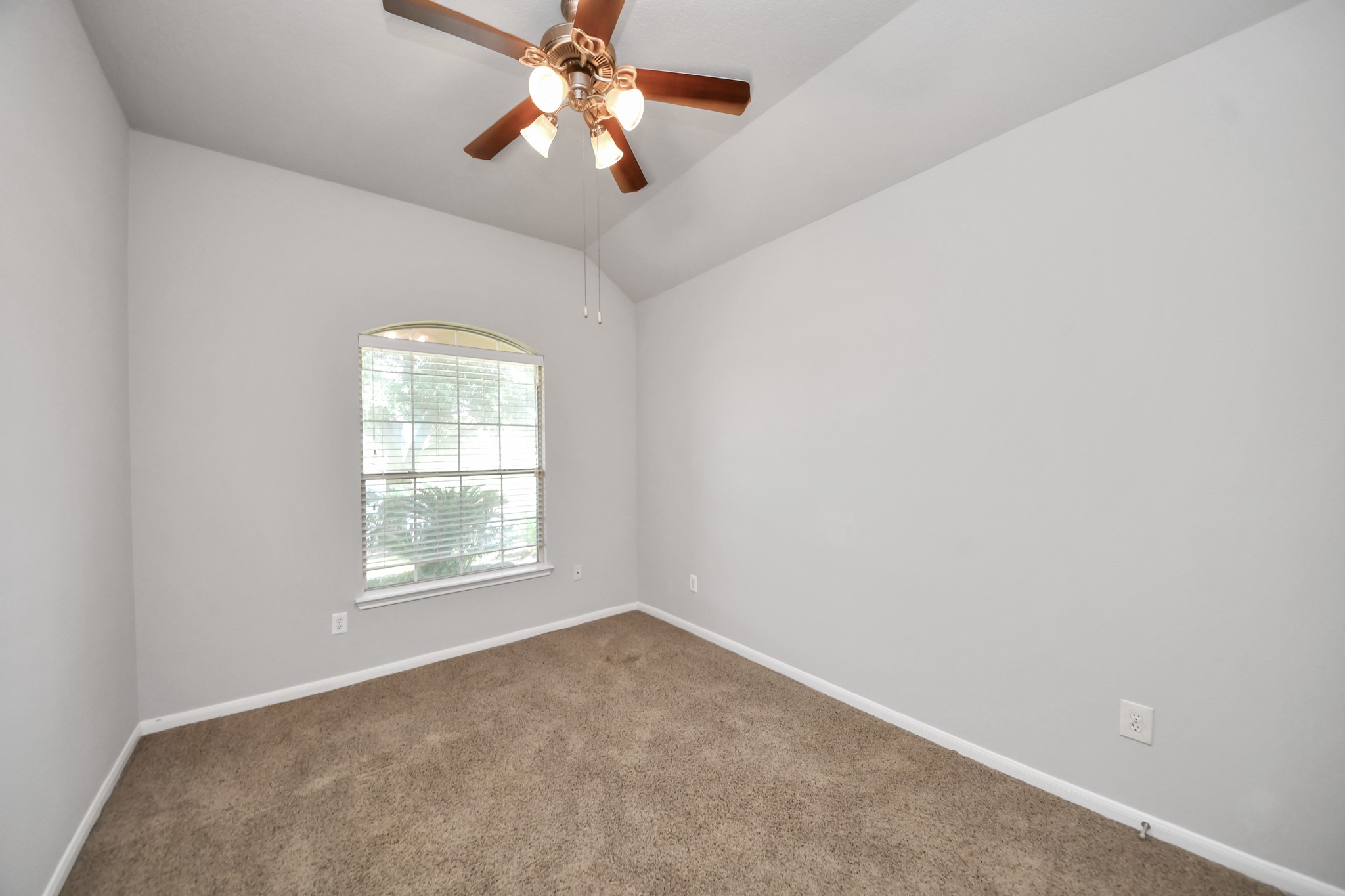 4242 Vineyard Meadow Lane Property Photo 30