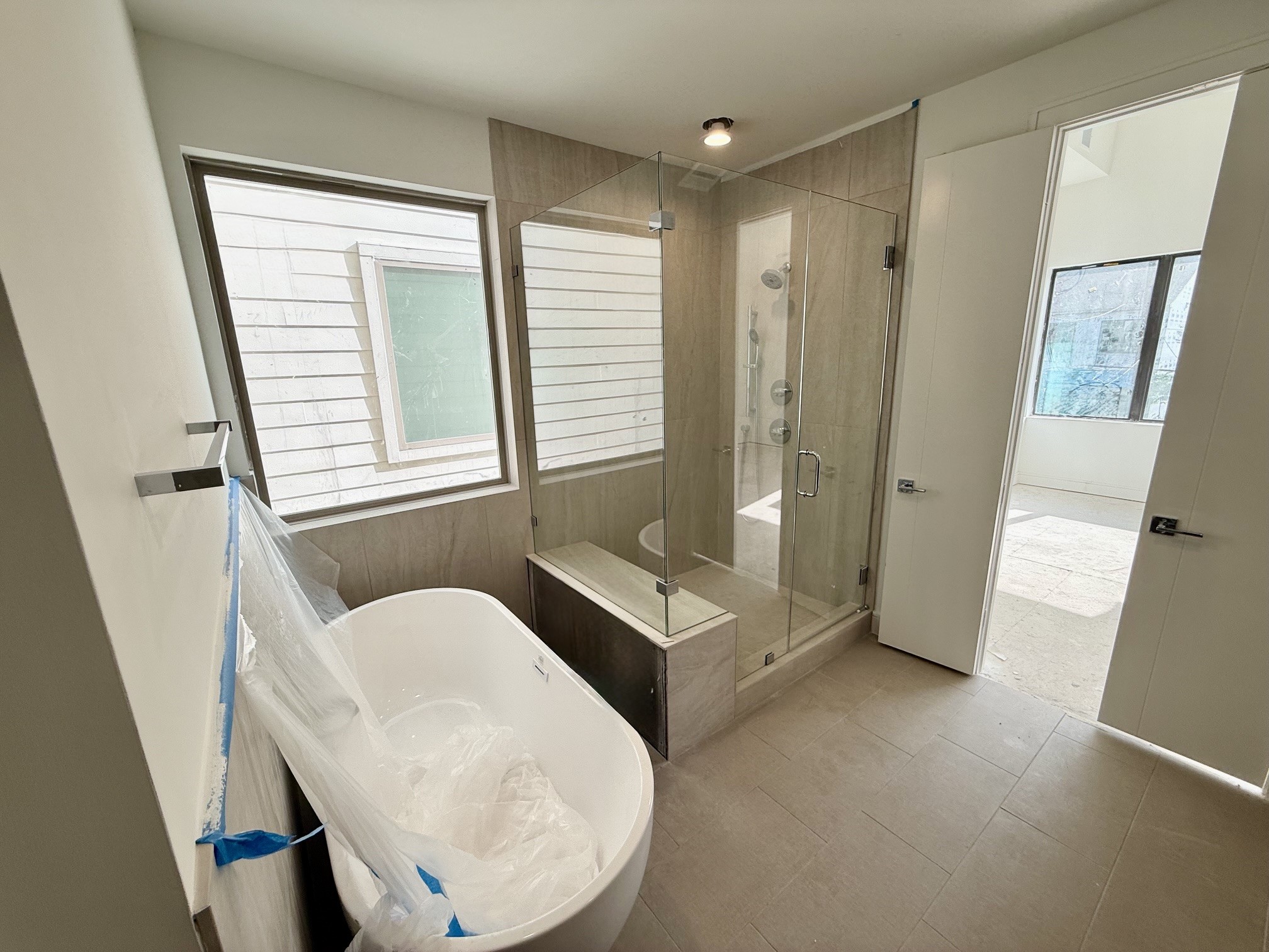 2412 Elmen Street Property Photo 8