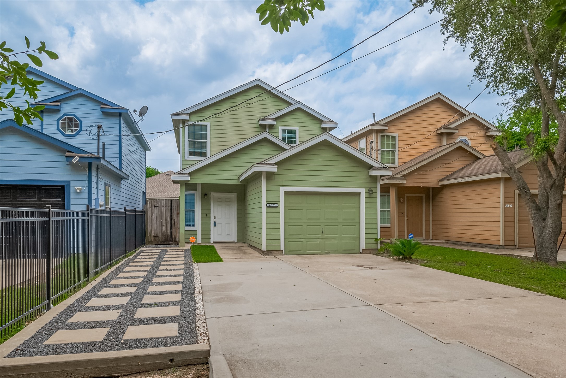 6623 Arabella Street Property Photo 1