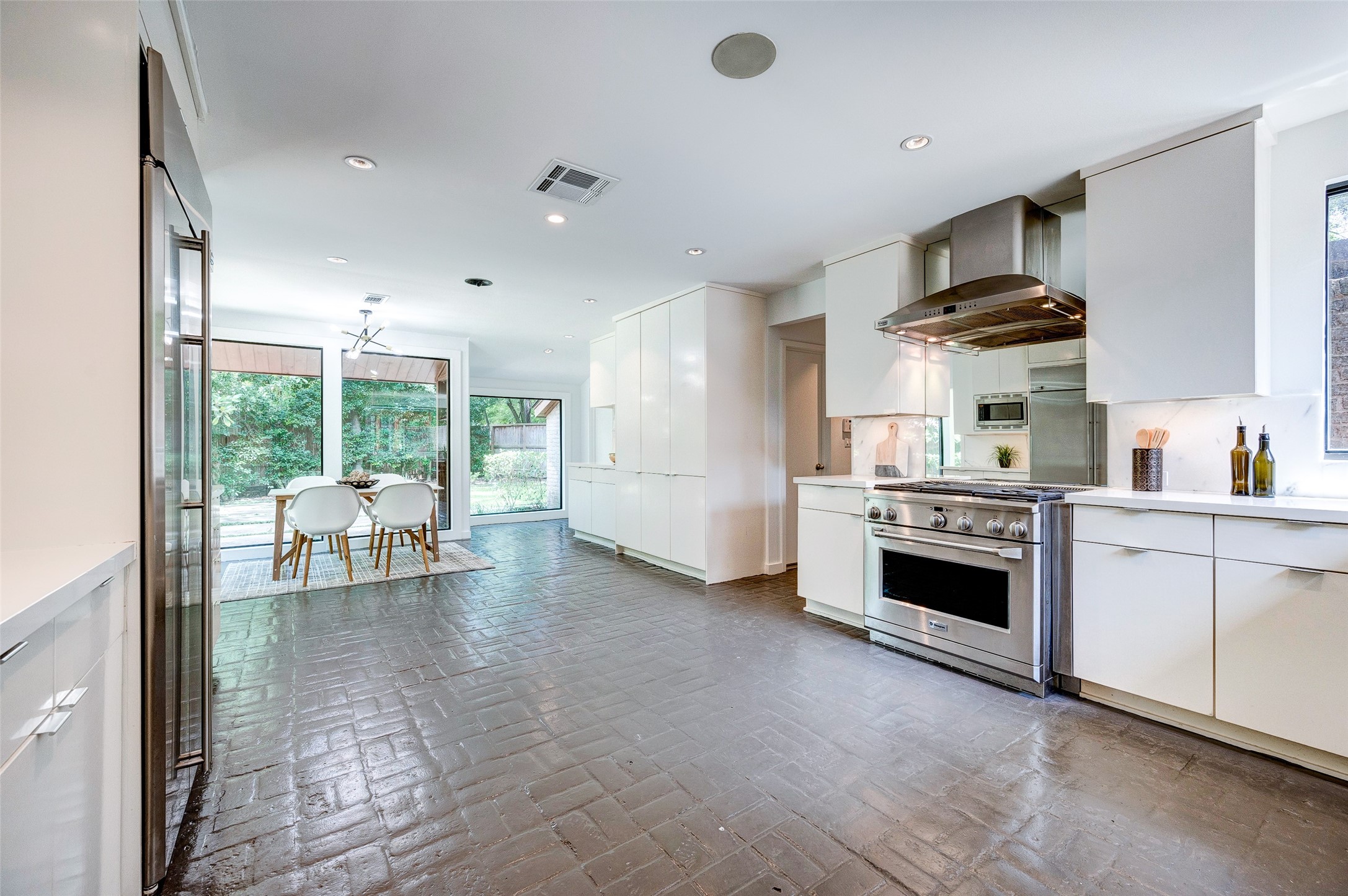 15 Saddlebrook Lane Property Photo 11