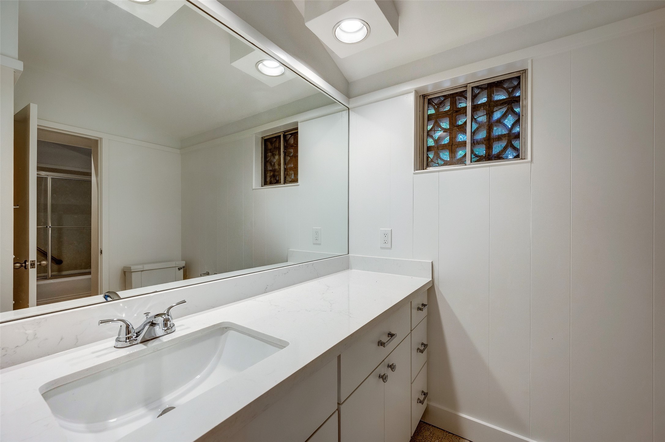 15 Saddlebrook Lane Property Photo 33