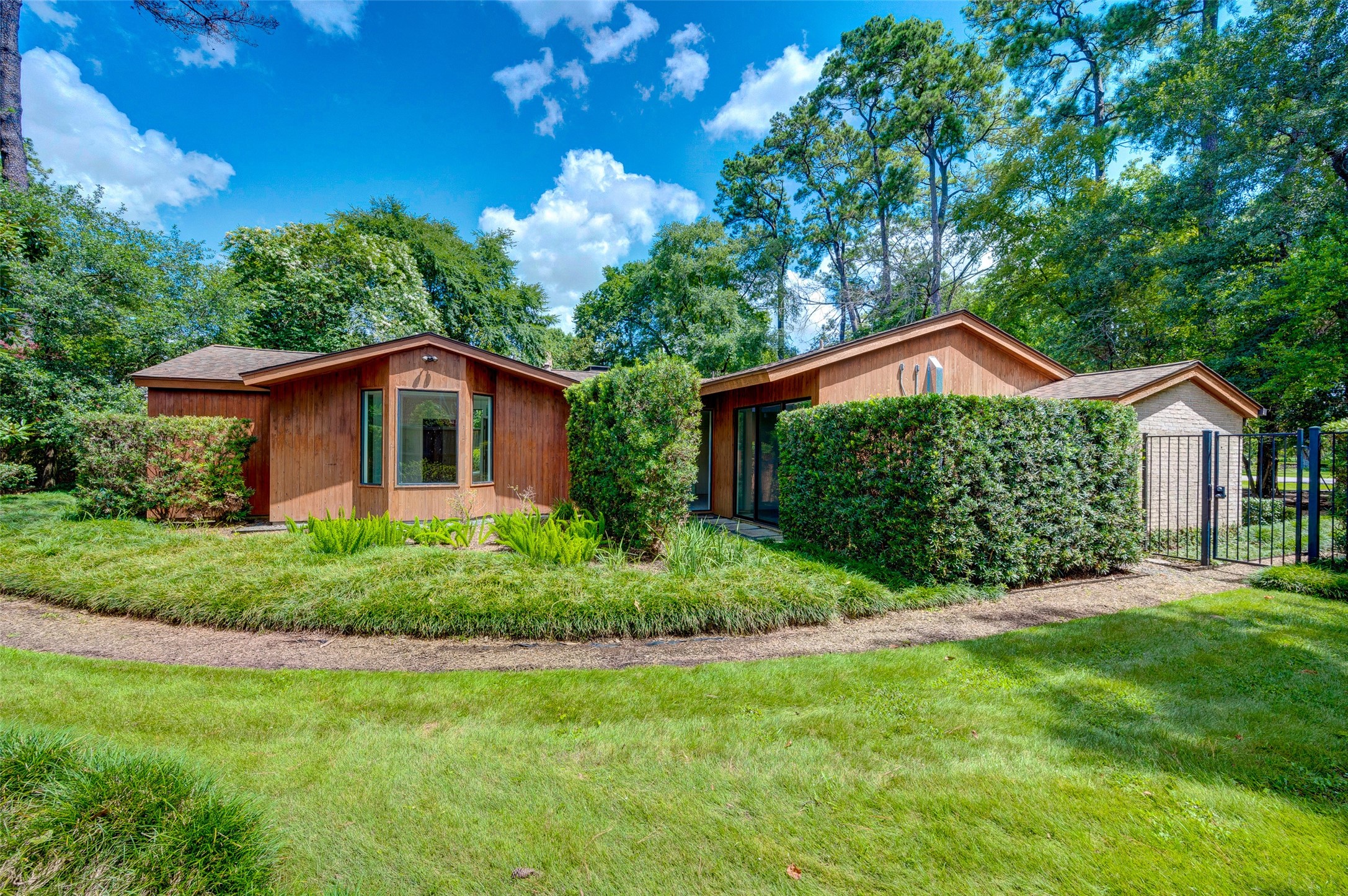 15 Saddlebrook Lane Property Photo 41