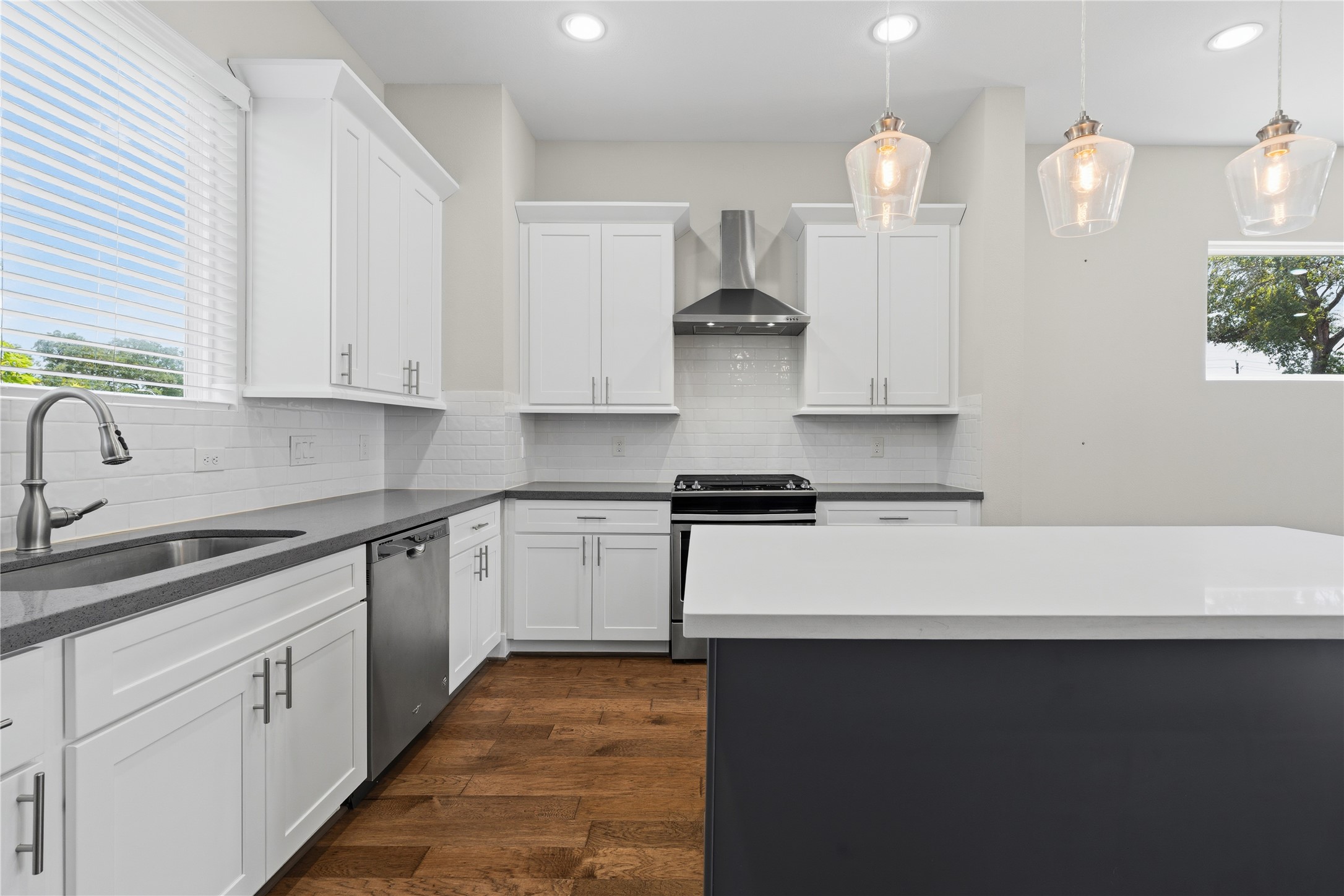 2102 Bello Amanecer Lane Property Photo 15