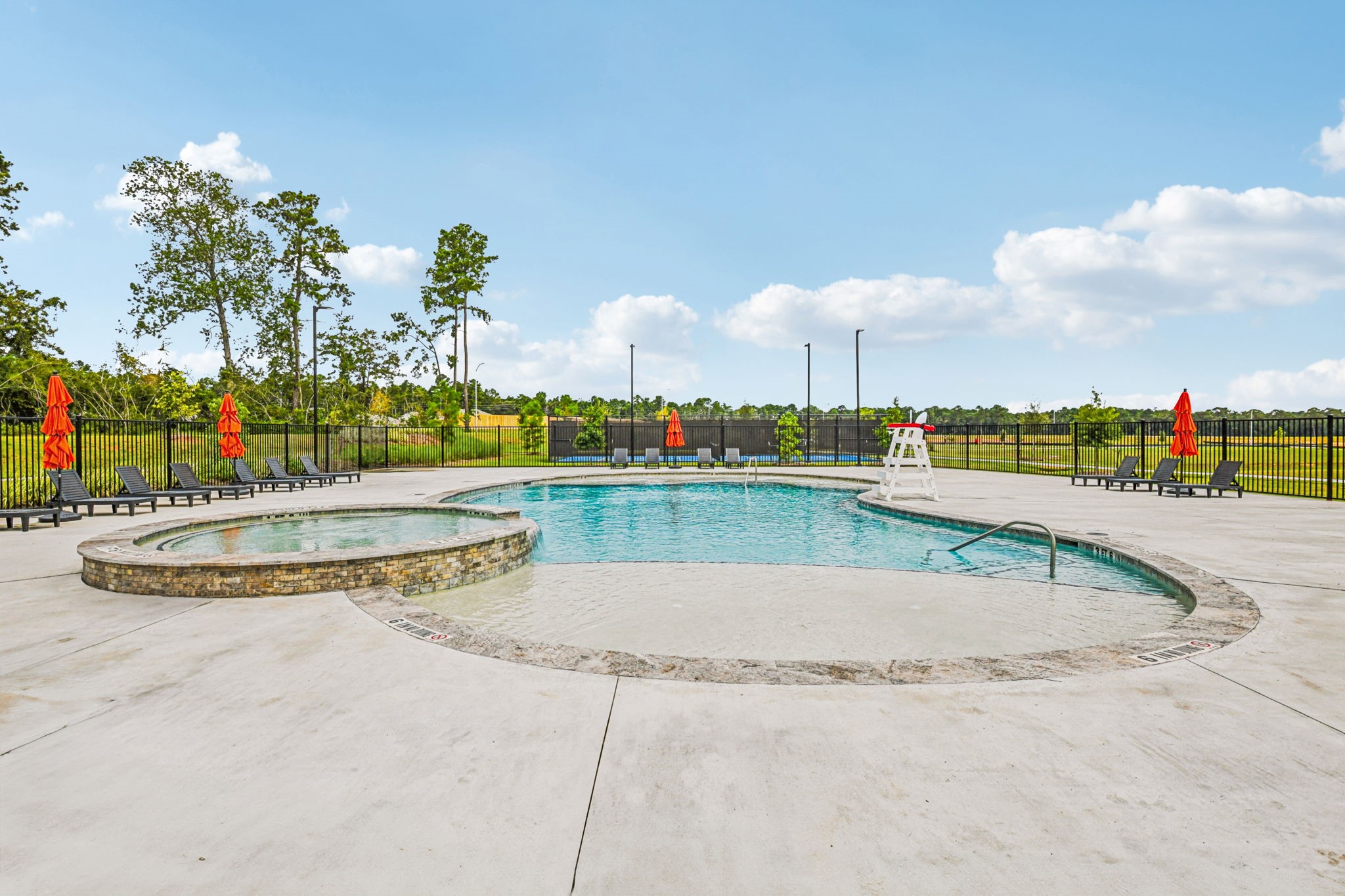 25327 Brushby Creek Drive Property Photo 10