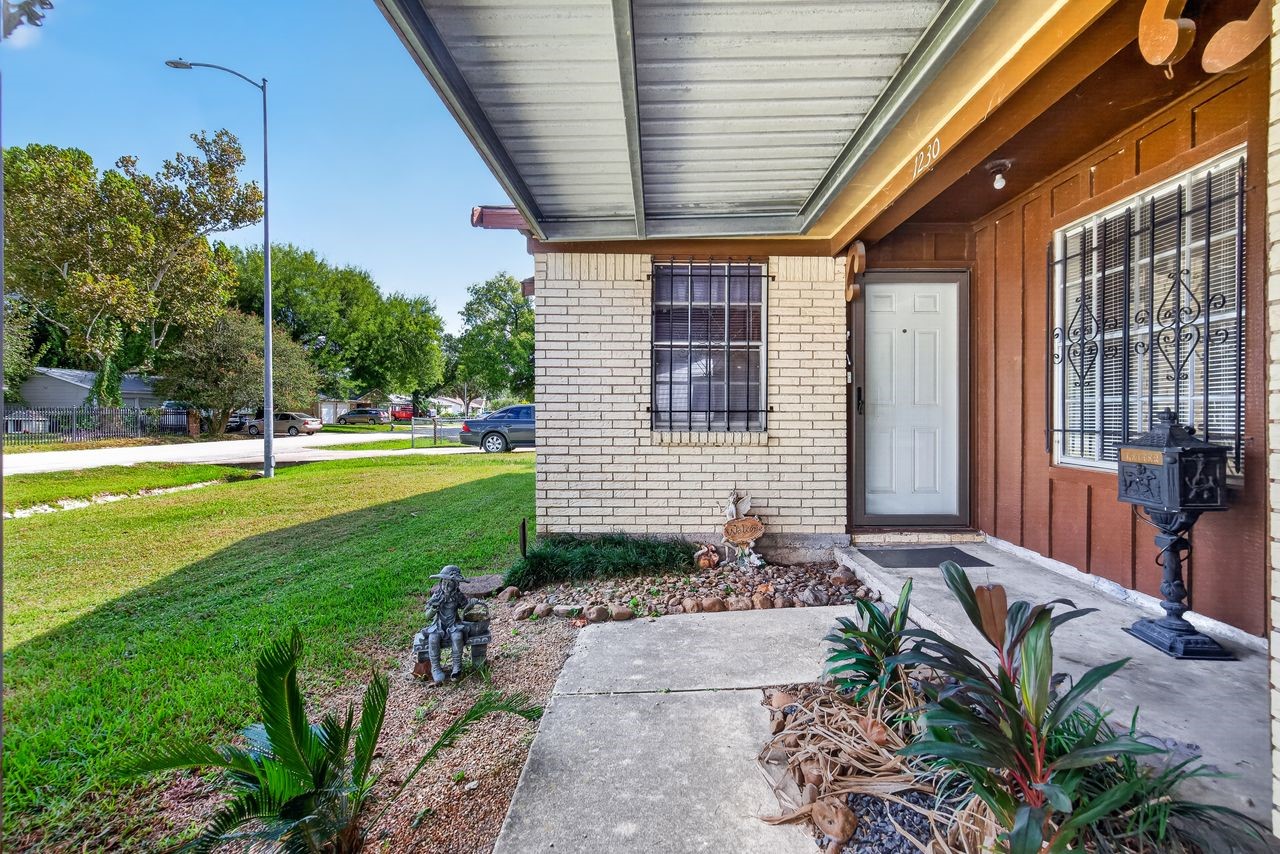 1230 Hopper Road Property Photo 7