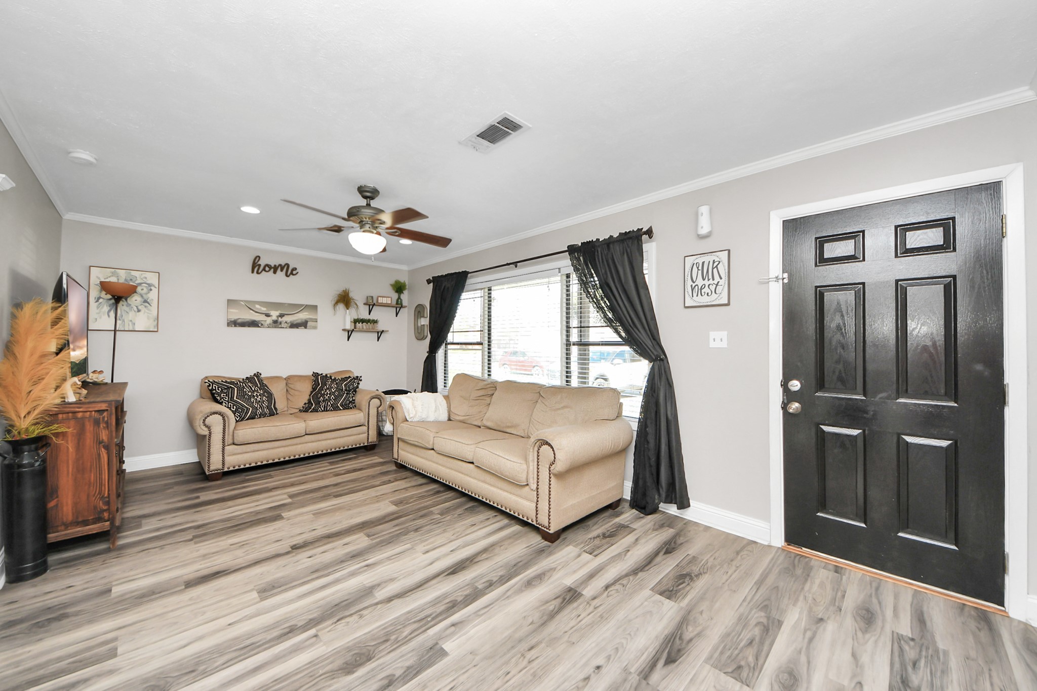 710 Dezso Drive Property Photo 10