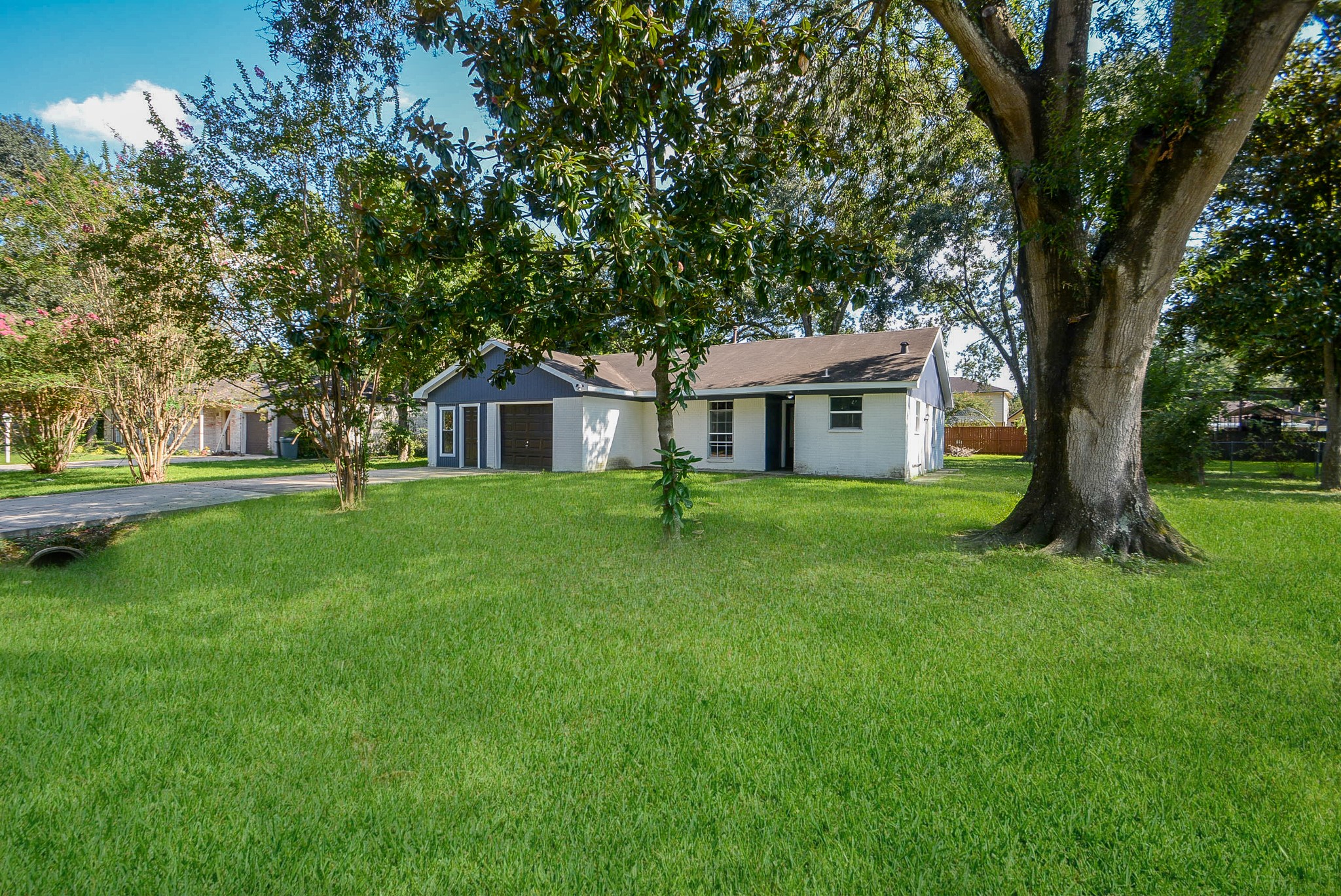 12315 Maxim Drive Property Photo 2