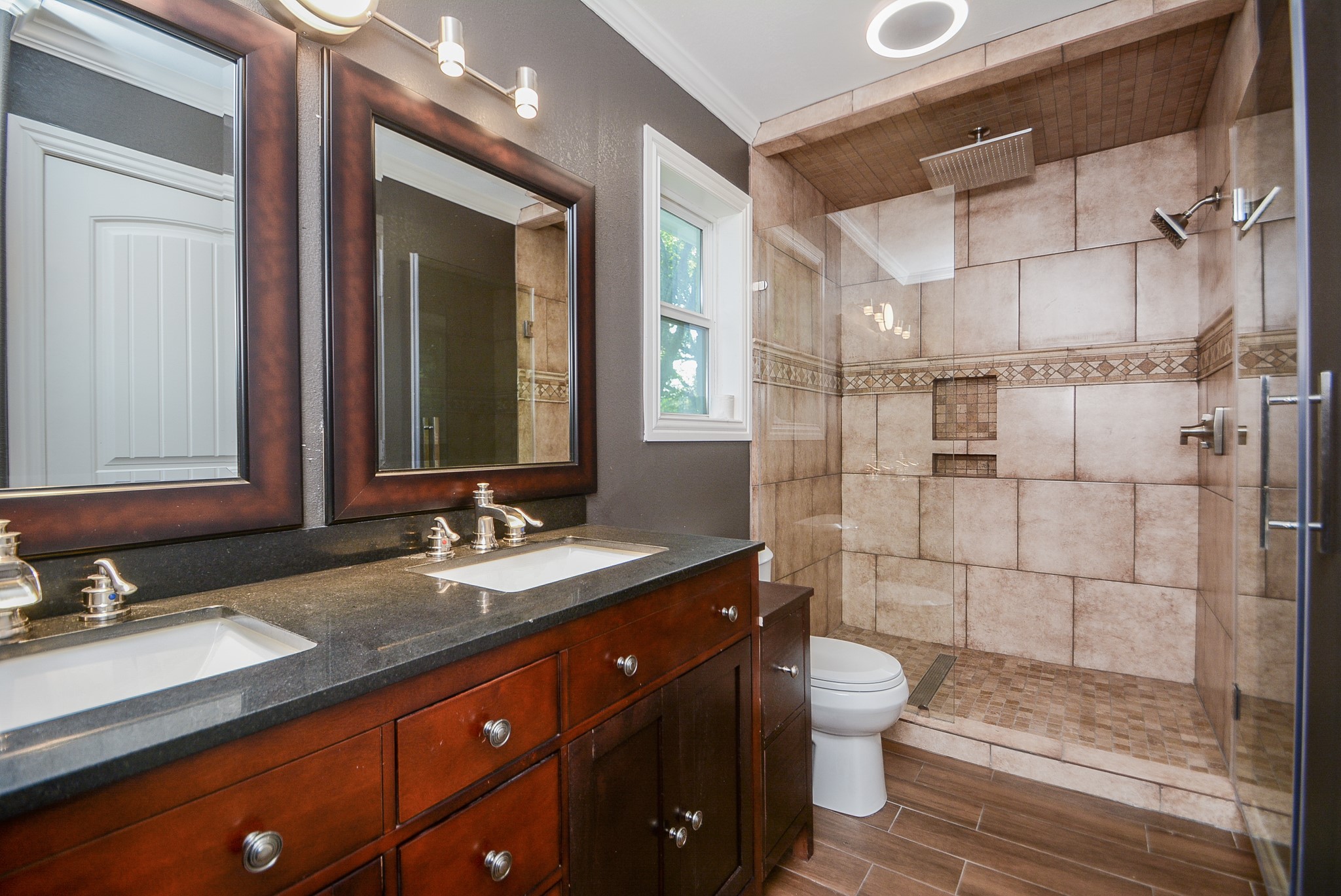 12315 Maxim Drive Property Photo 34