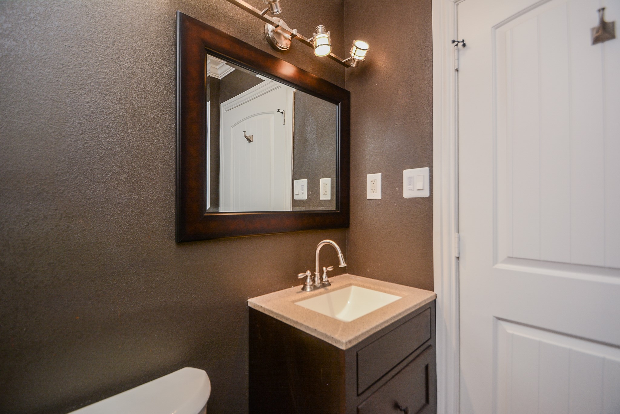 12315 Maxim Drive Property Photo 37