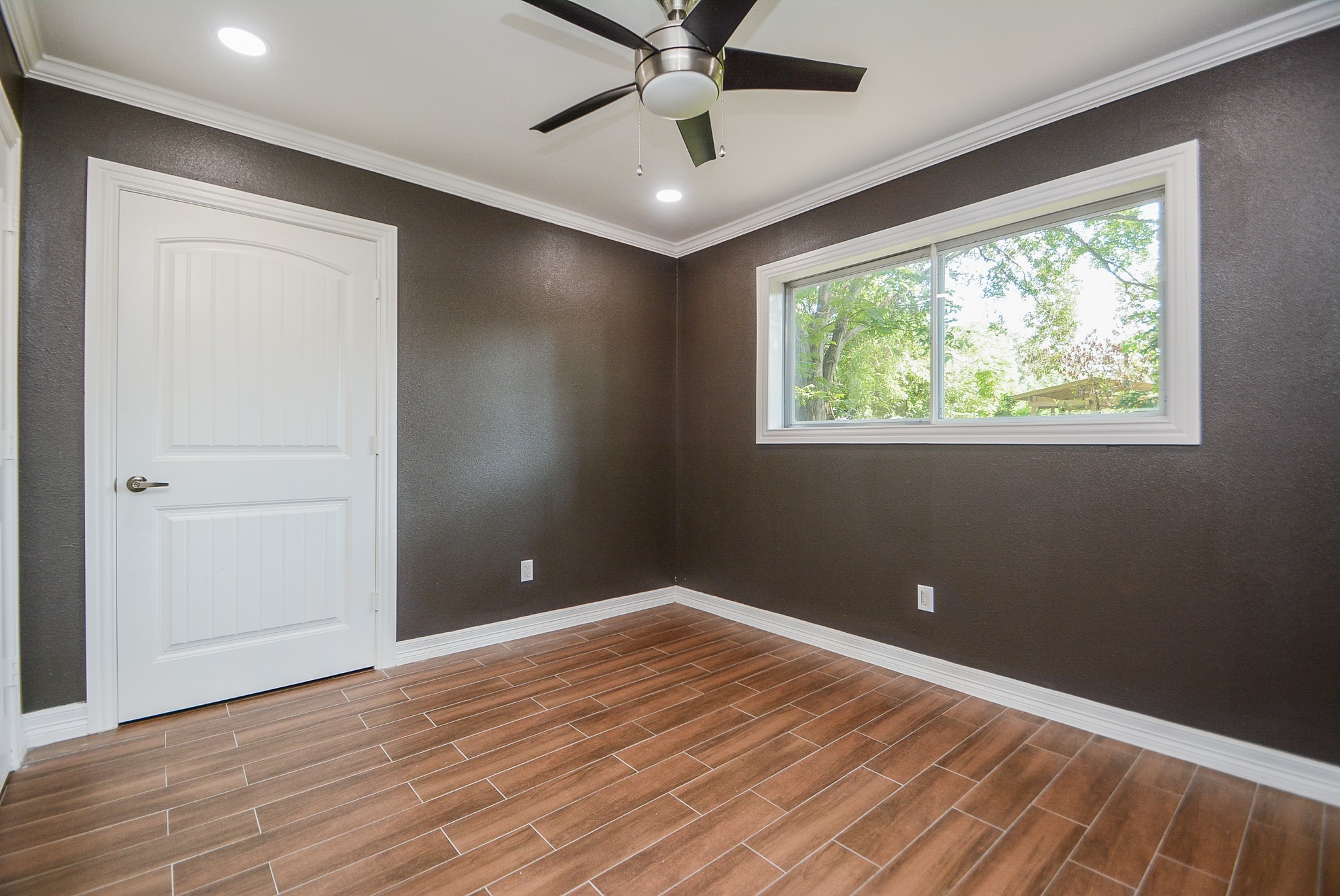 12315 Maxim Drive Property Photo 38