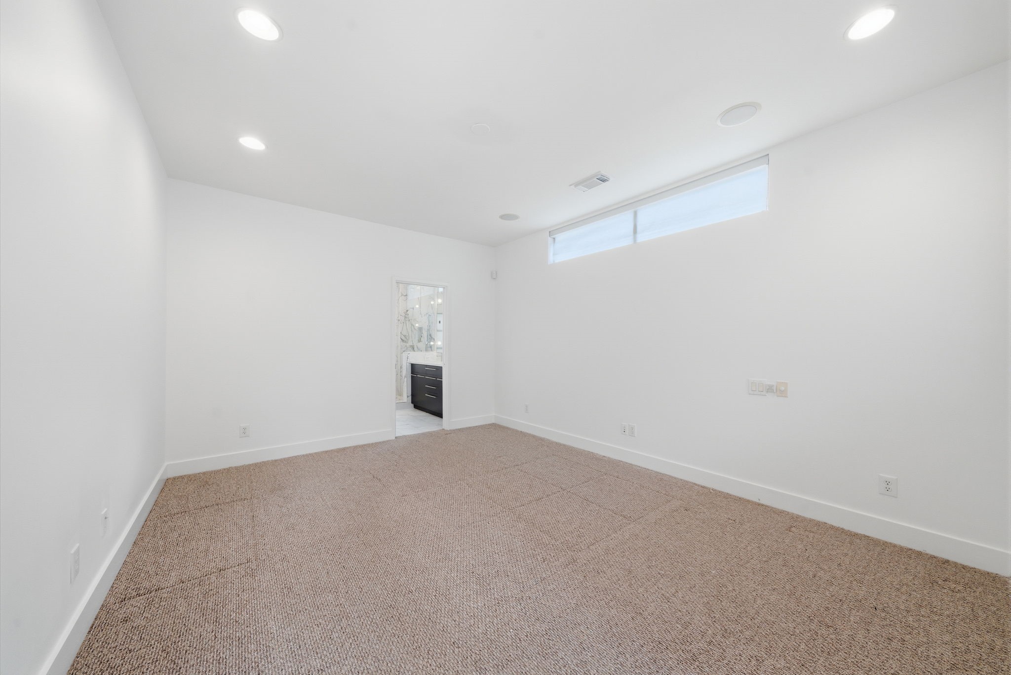 7002 Newcastle Street Property Photo 21