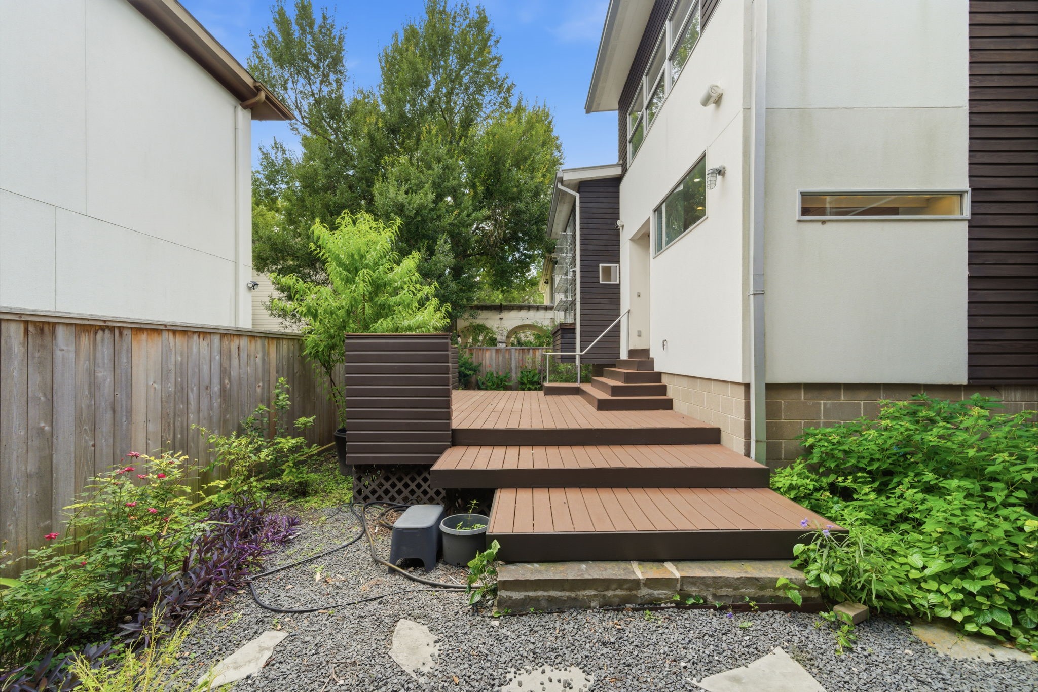 7002 Newcastle Street Property Photo 44