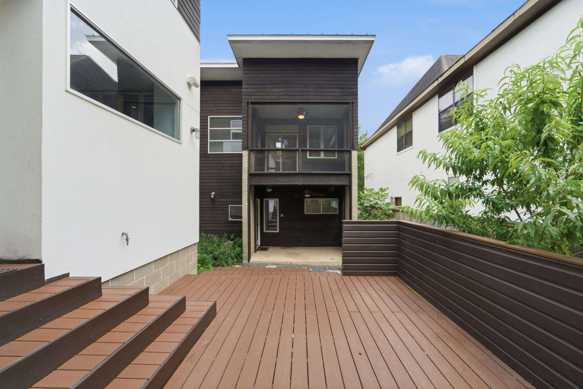 7002 Newcastle Street Property Photo 46