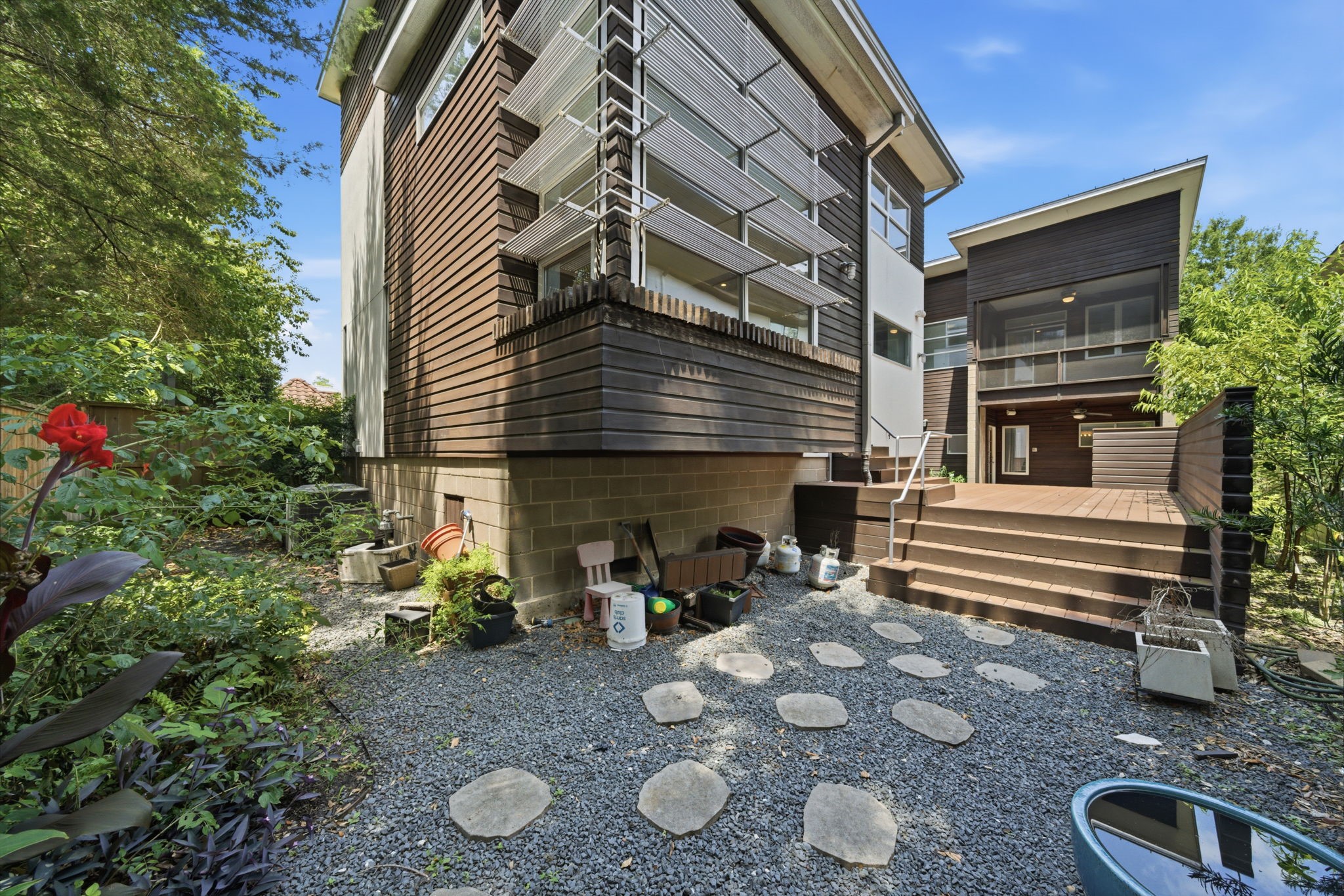 7002 Newcastle Street Property Photo 47
