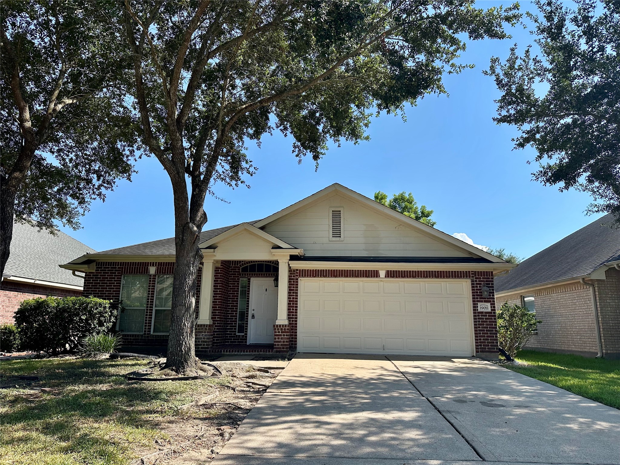 19011 Spring Meadows Lane Property Photo 1