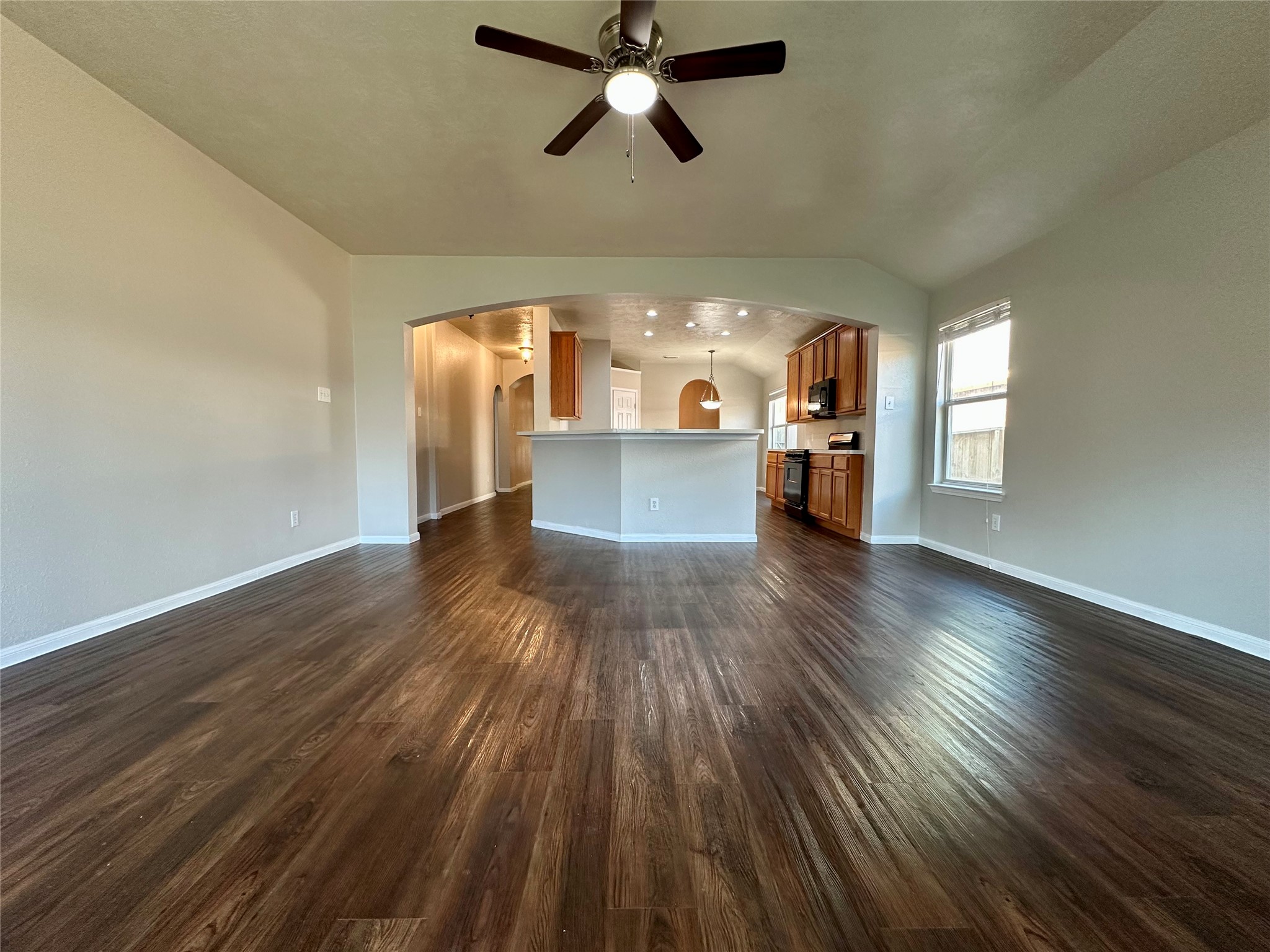 19011 Spring Meadows Lane Property Photo 4