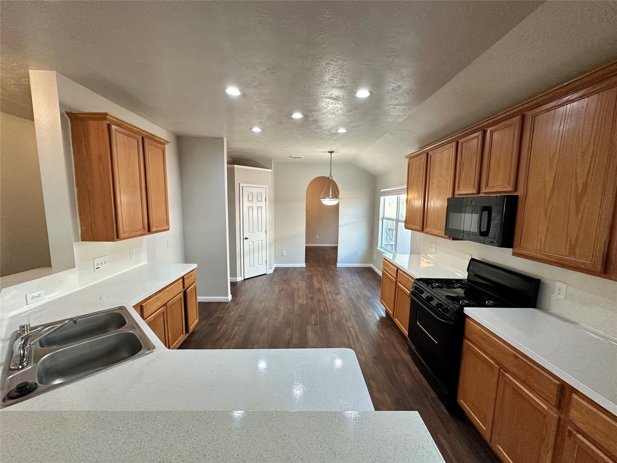 19011 Spring Meadows Lane Property Photo 16
