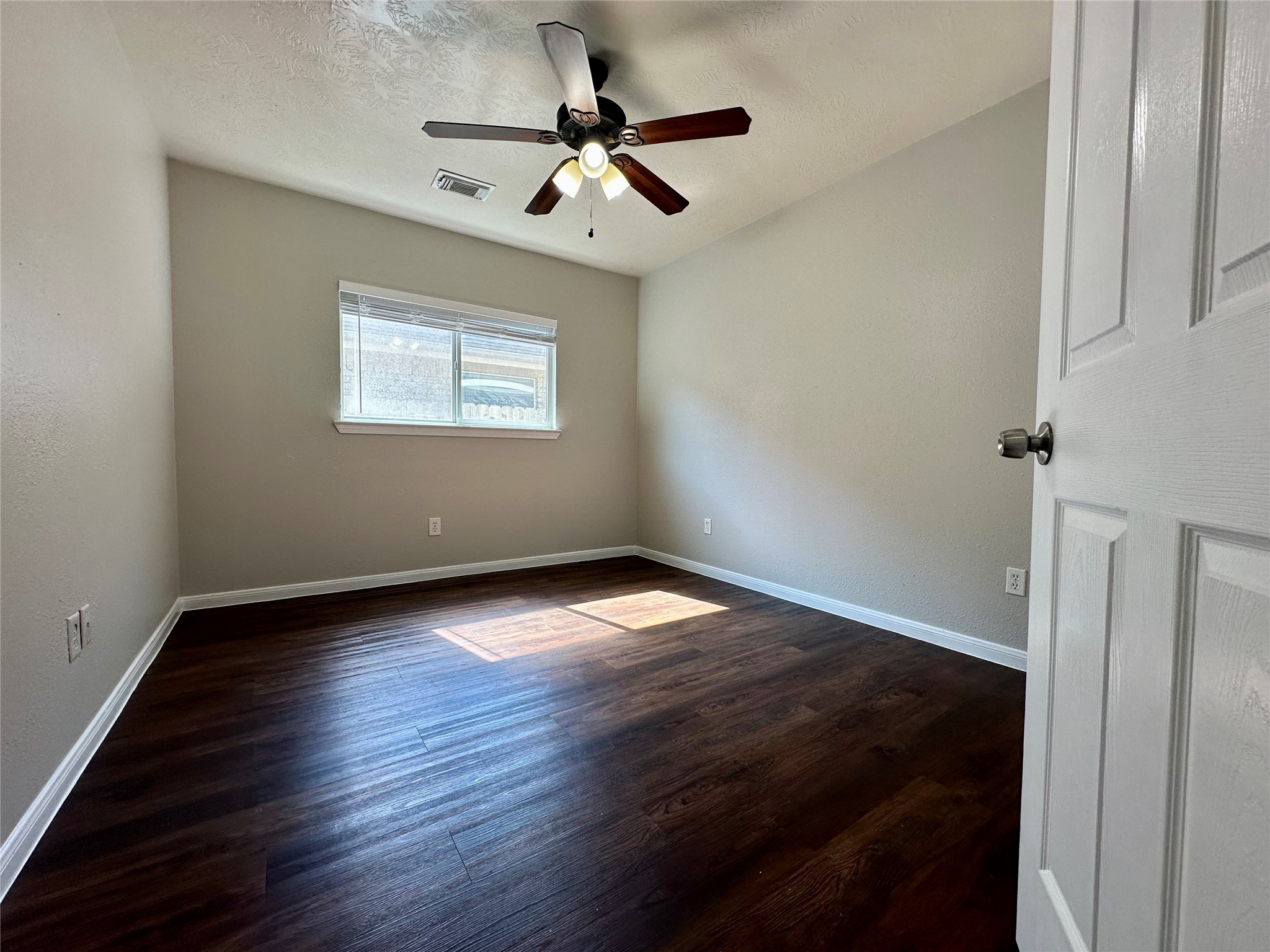 19011 Spring Meadows Lane Property Photo 23