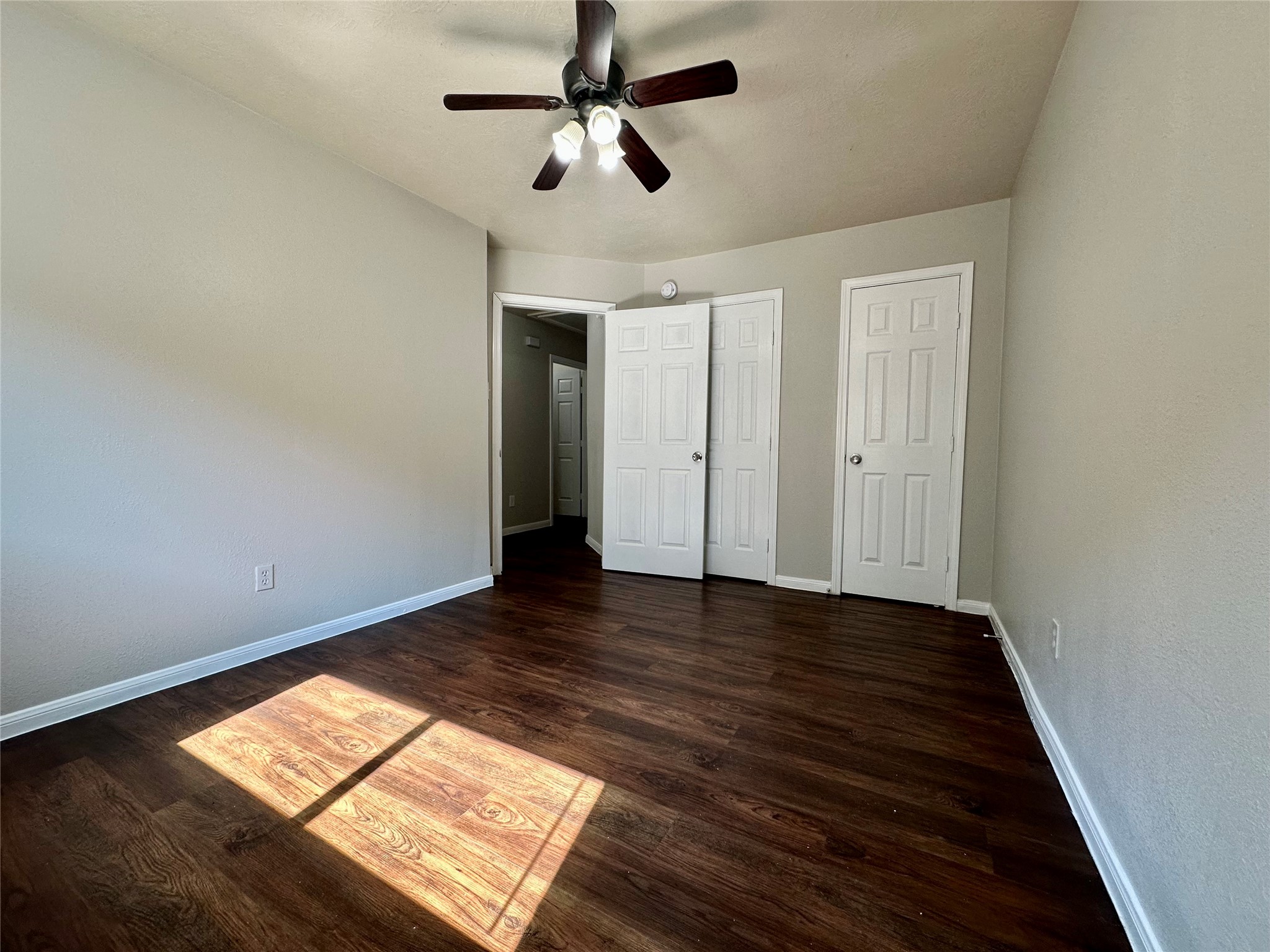 19011 Spring Meadows Lane Property Photo 28