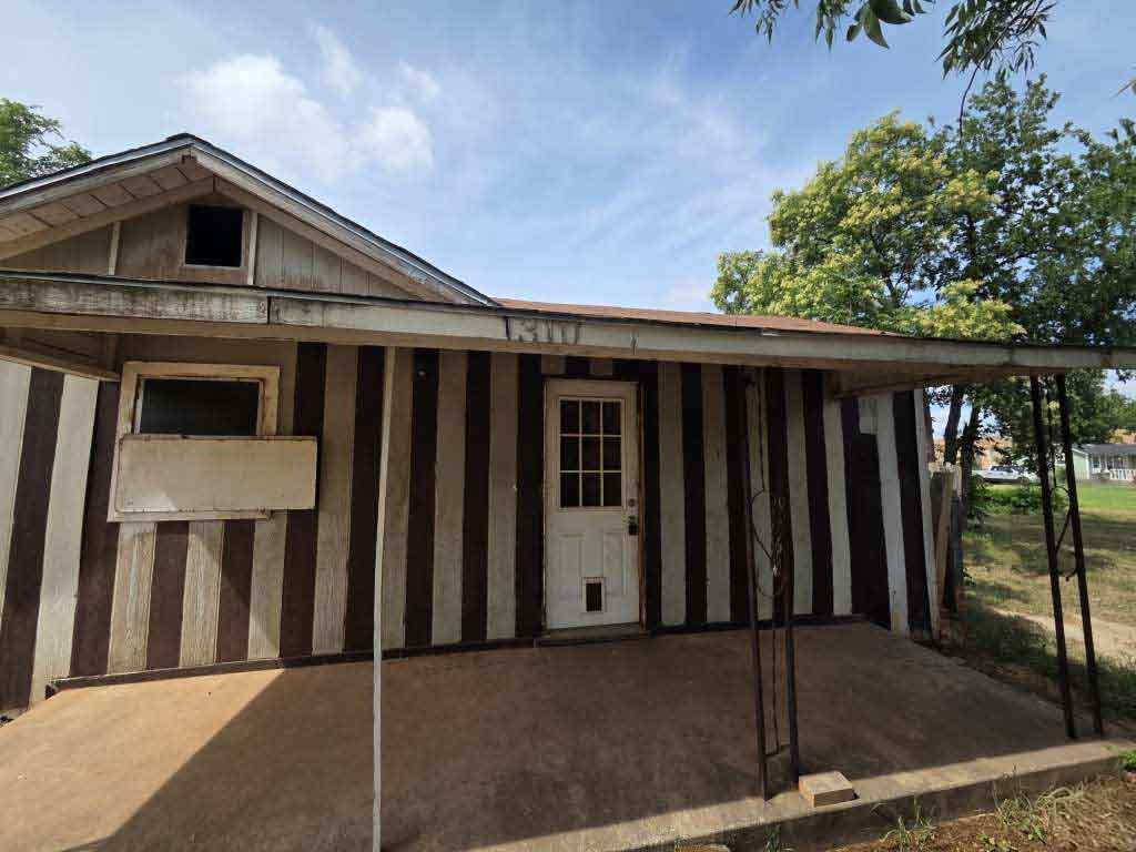 1310 N 2nd Street Property Photo 1