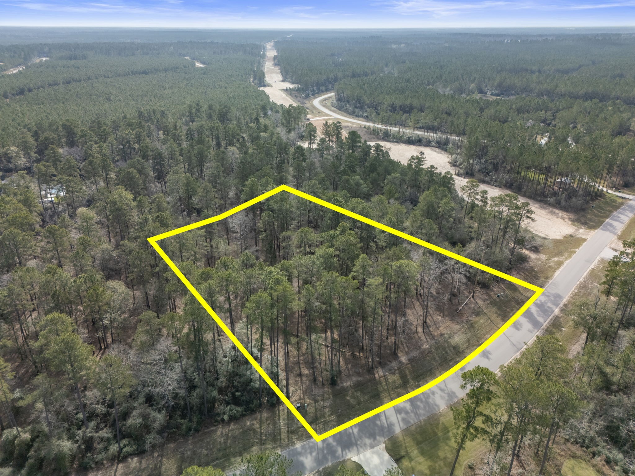 15880 Four Hills Road Property Photo 3