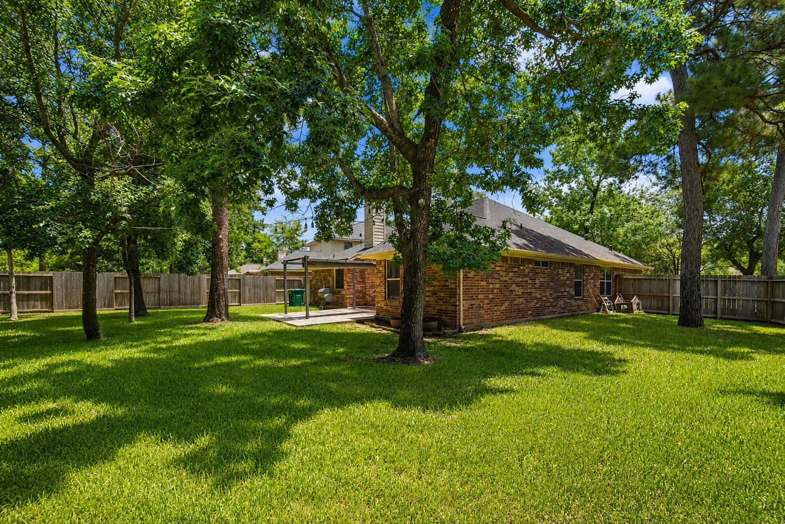 22 Fair Light Court Property Photo 14