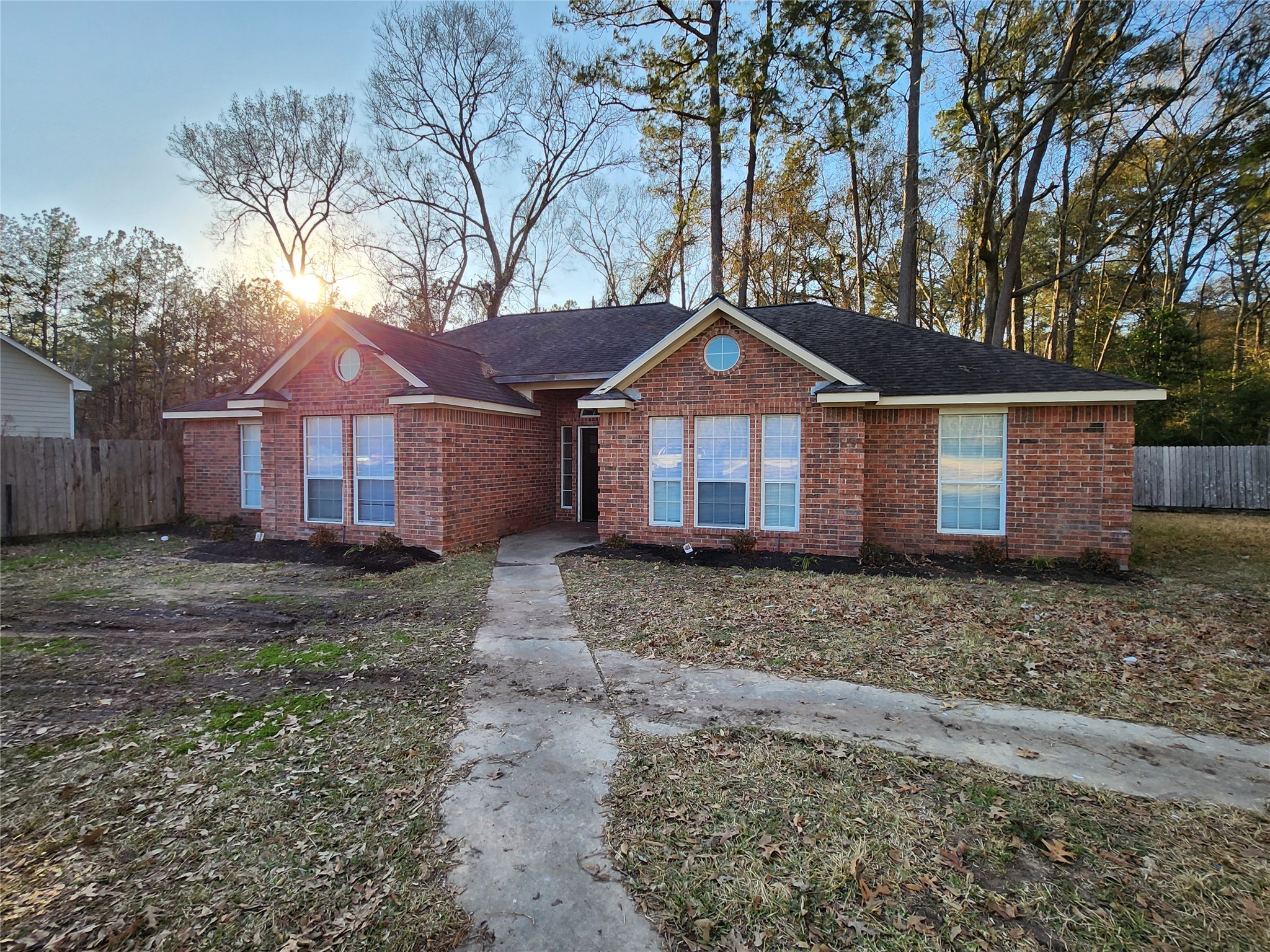 1641 Highway 59 North Bypass B Property Photo 1