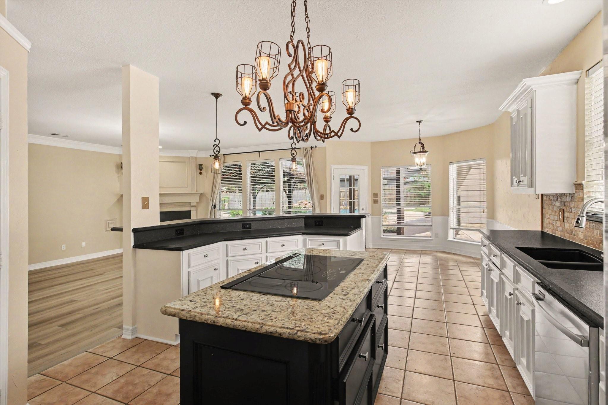 551 Stephen F Austin Drive, Conroe Tx 77302 Property Photo 14