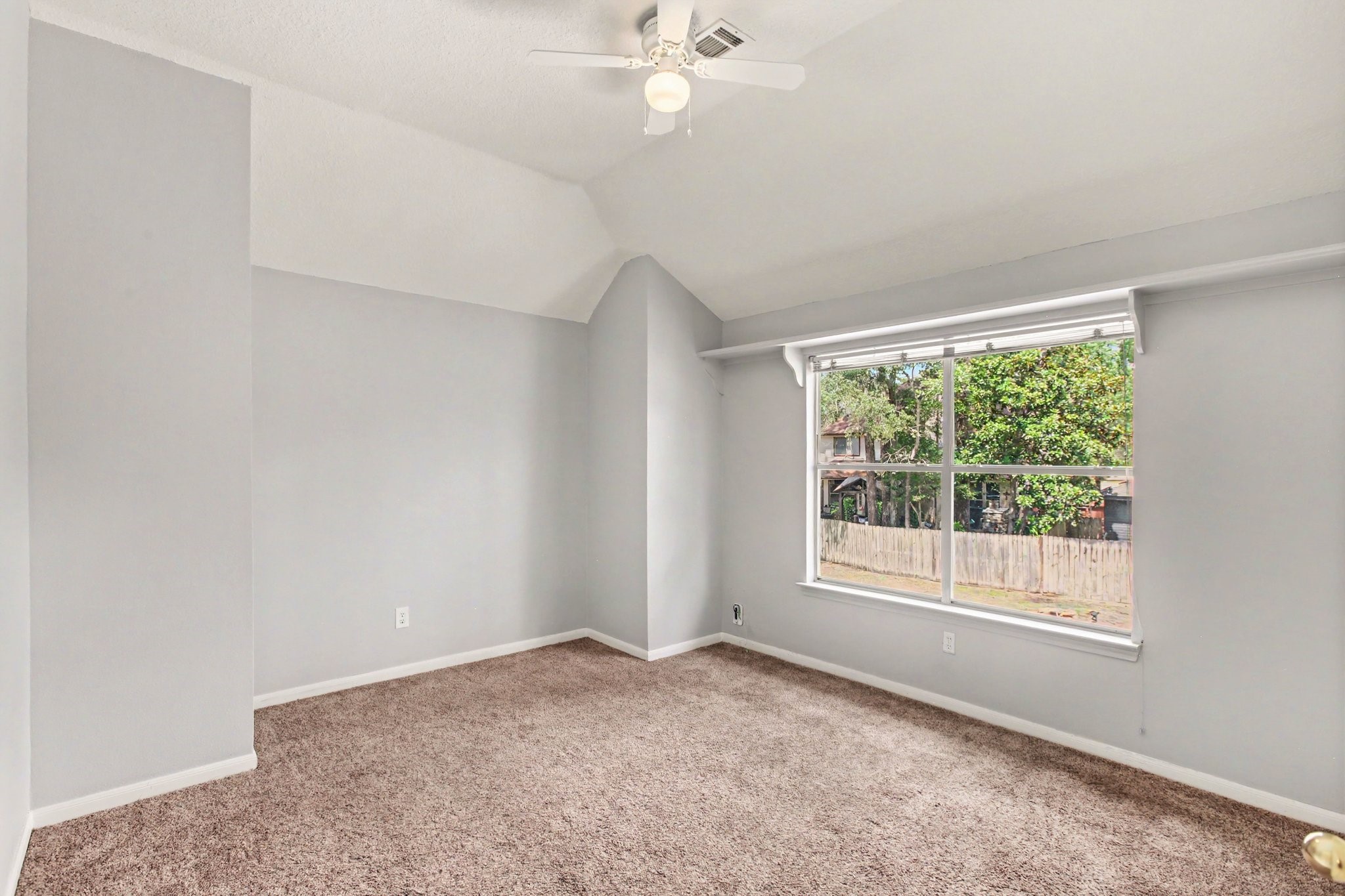 551 Stephen F Austin Drive Property Photo 26